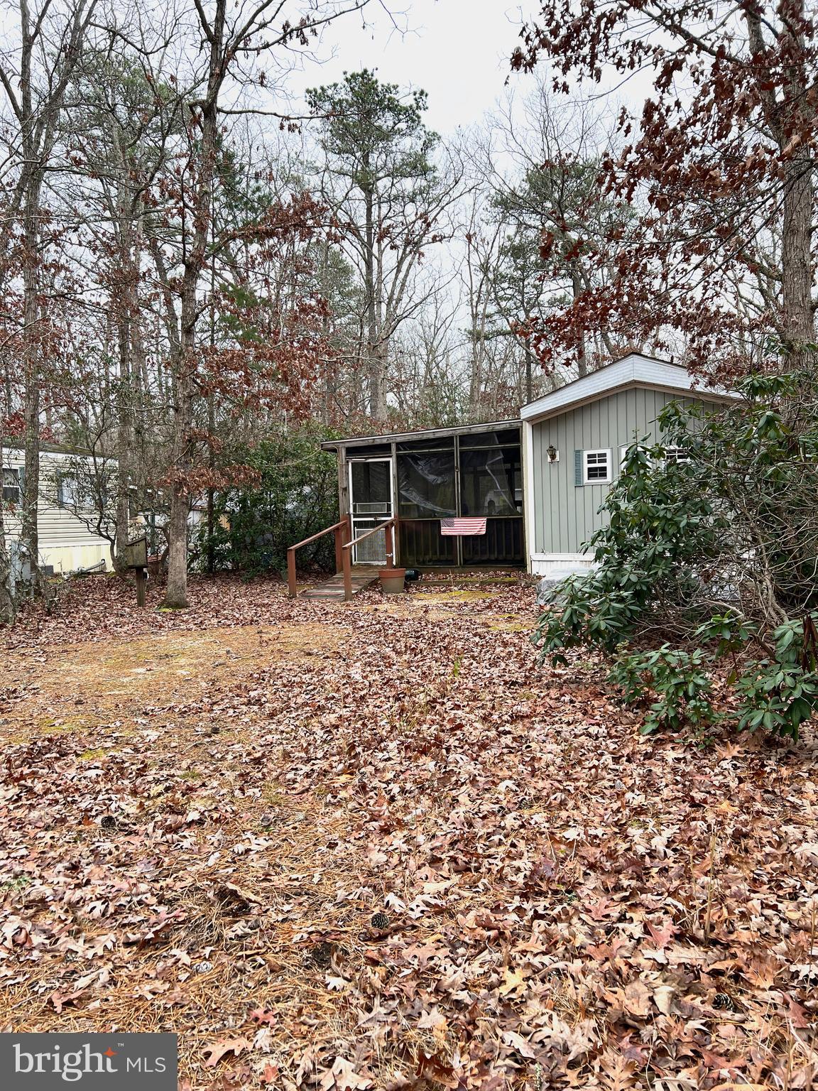 305 LAZY RIVER CAMPGROUND 305