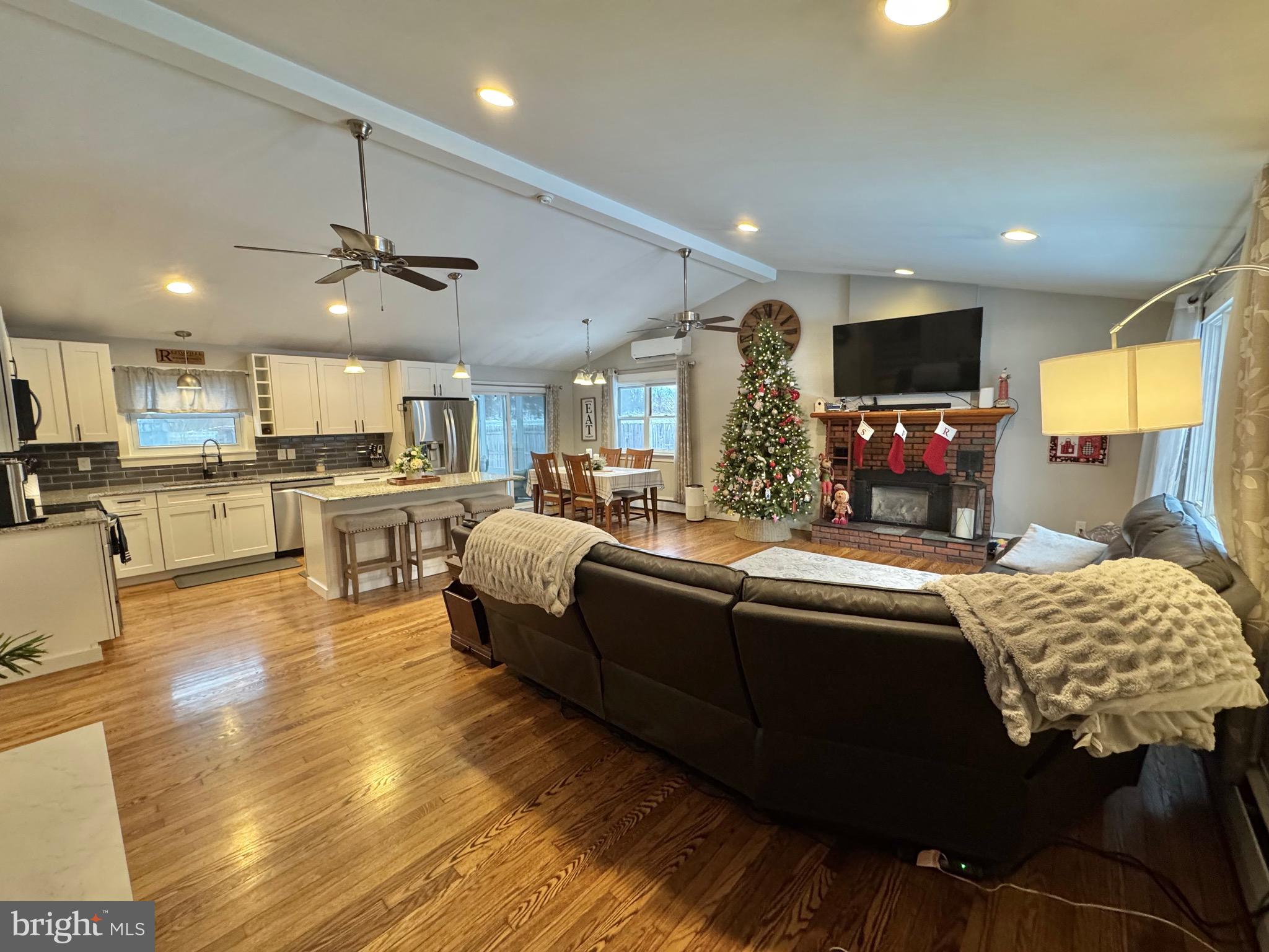 699 HONEY CREEK ROAD