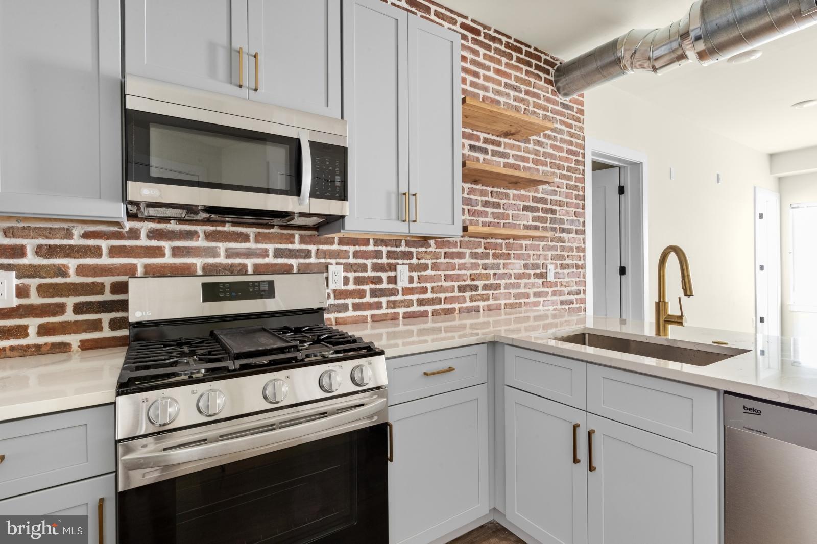 FISHTOWN - Residential Lease