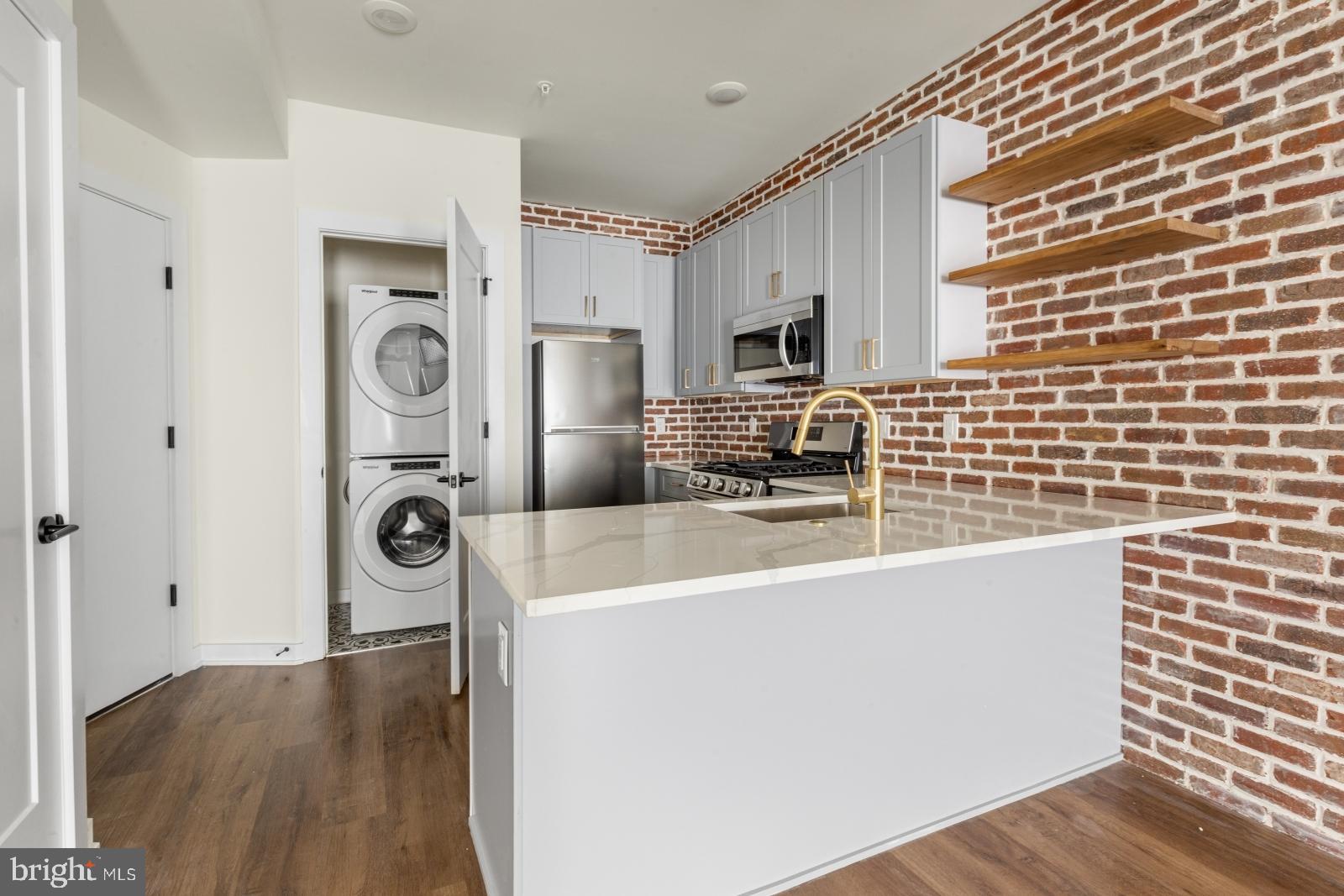 2401 FRANKFORD AVENUE 3C