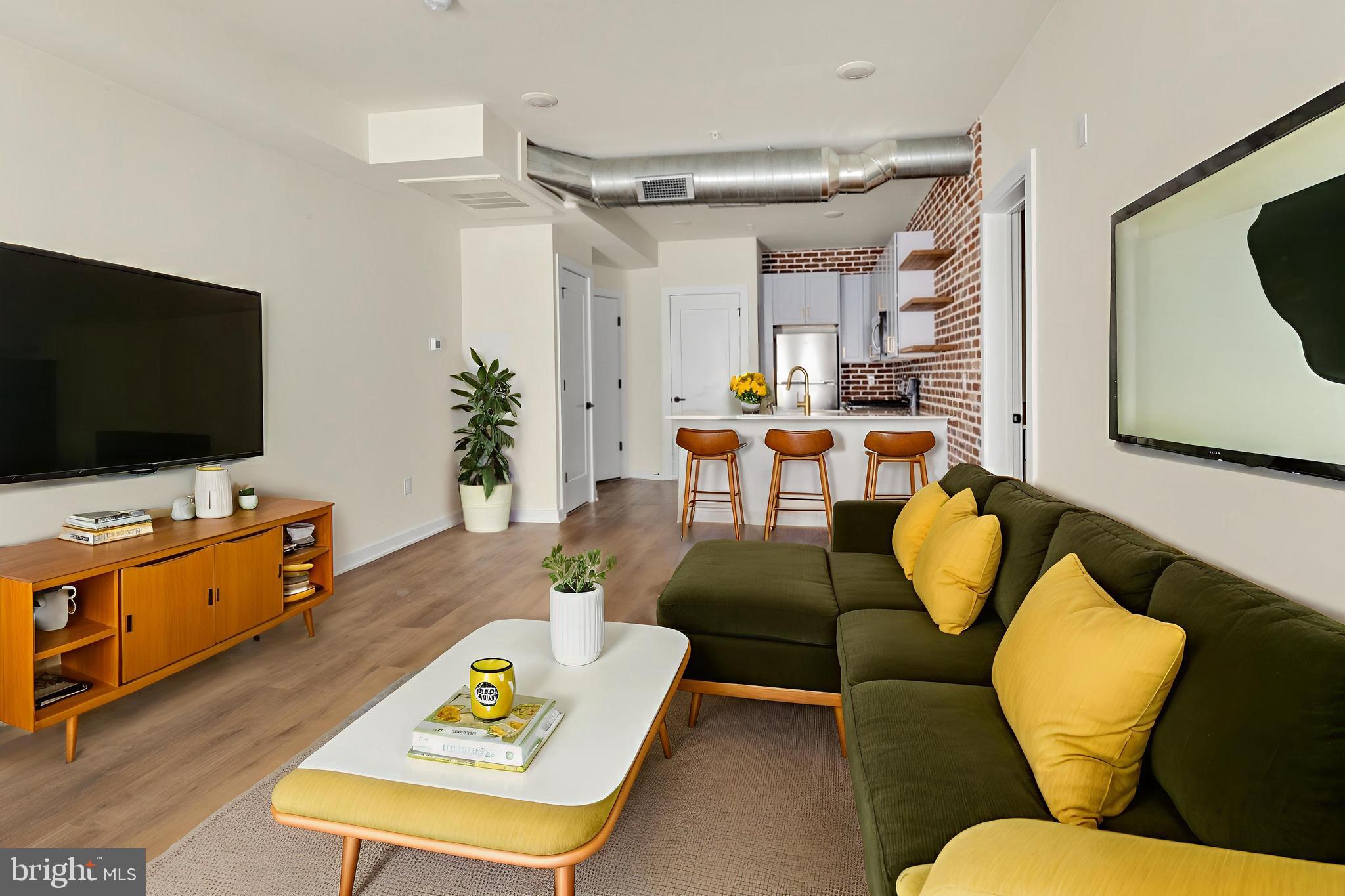 FISHTOWN - Residential Lease