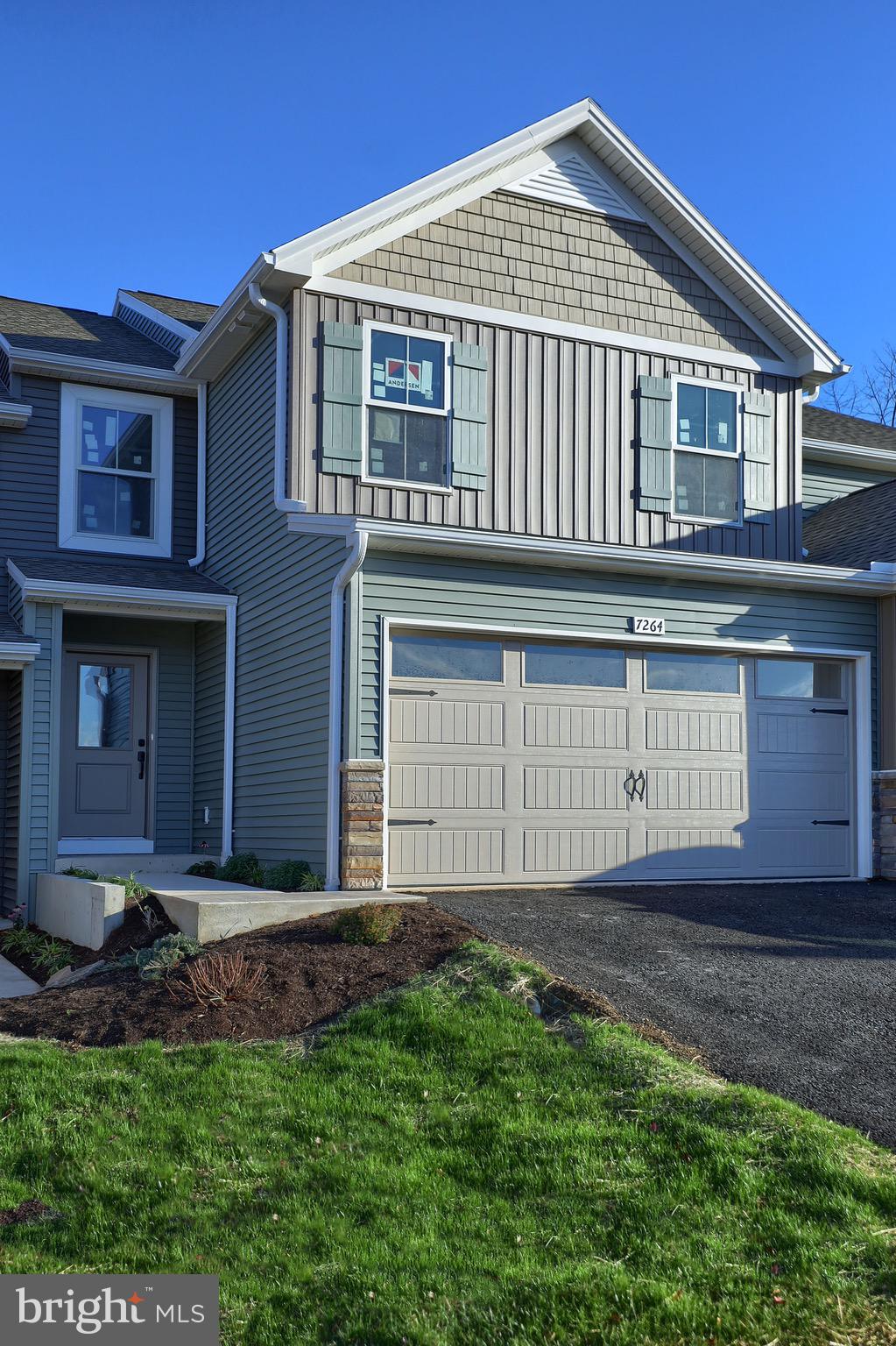 TOWNES OF OAK GROVE - Residential