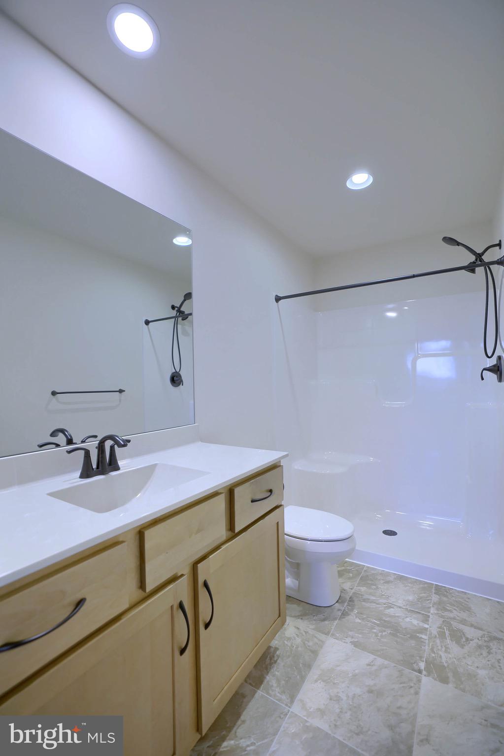 TOWNES OF OAK GROVE - Residential