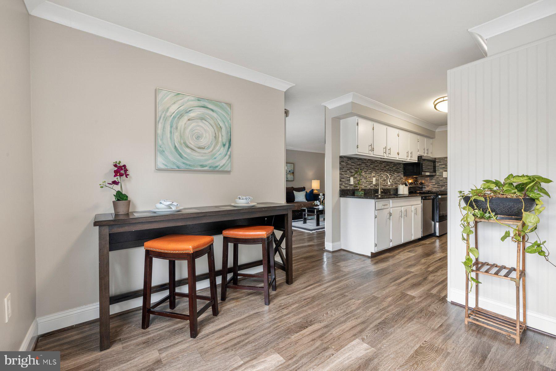 HYDE PARK - Residential