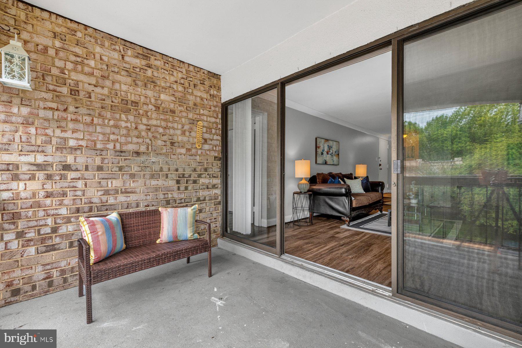 HYDE PARK - Residential