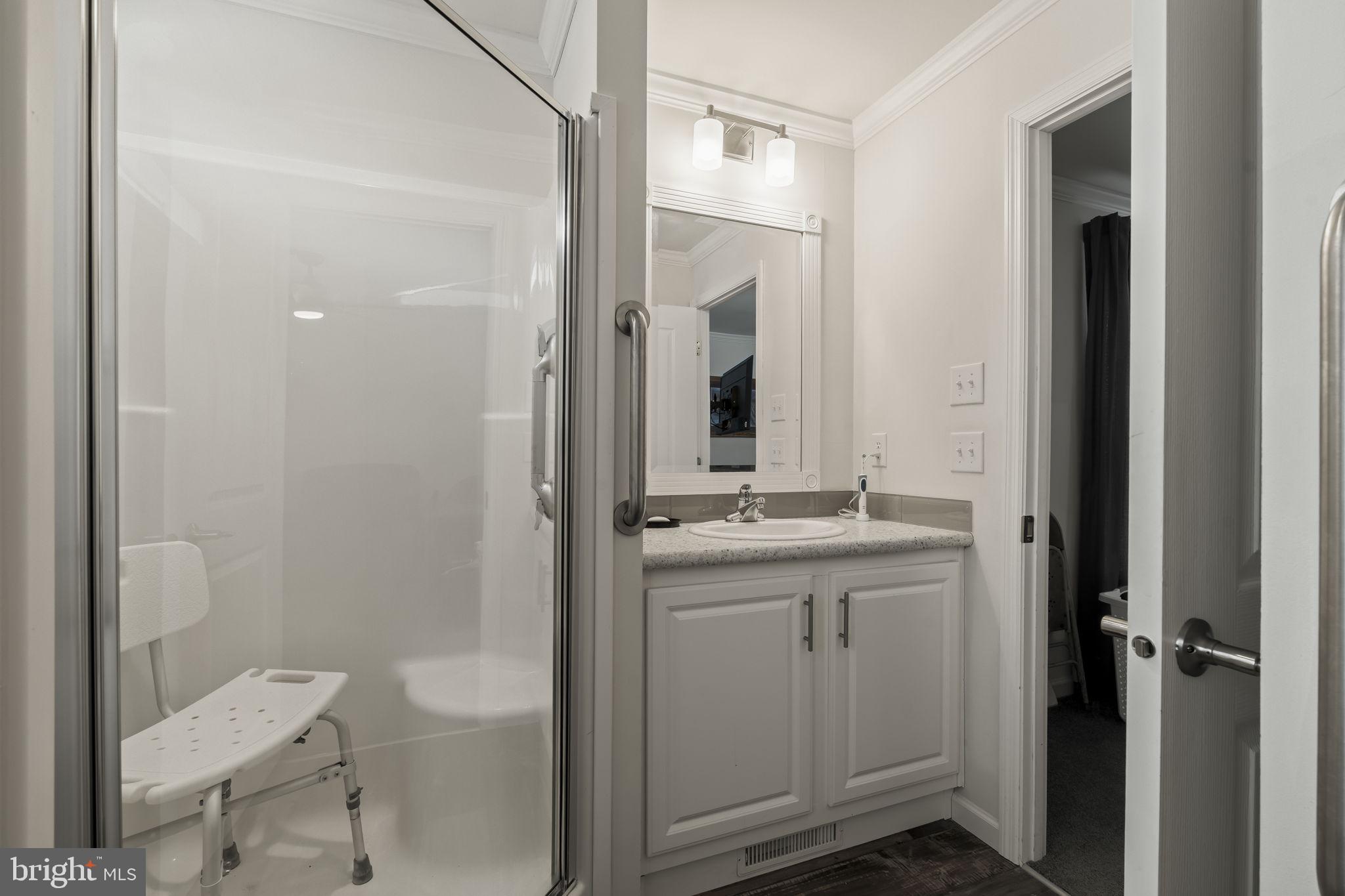 COLONIAL HERITAGE - Residential