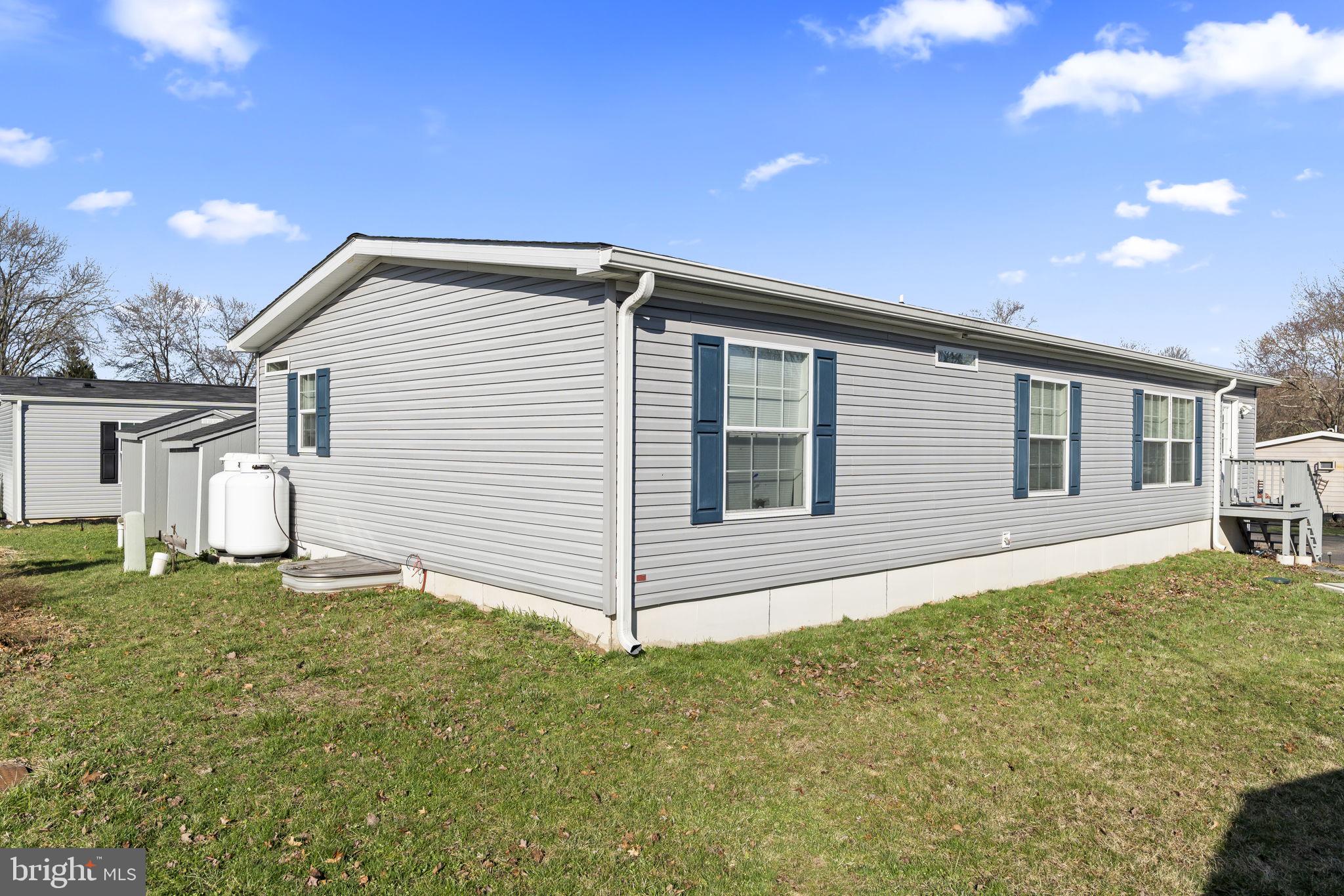 COLONIAL HERITAGE - Residential