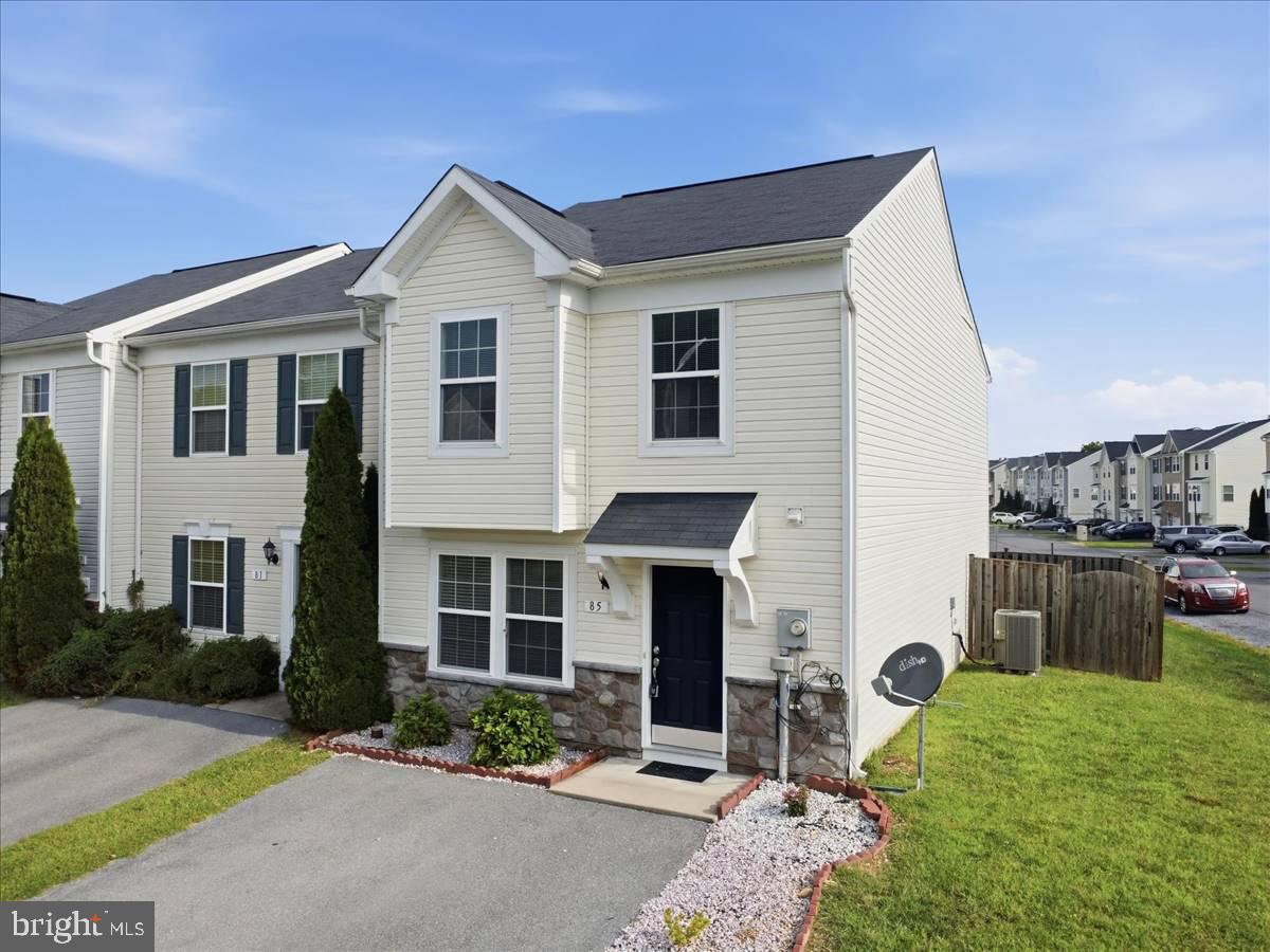 85 TEAKWOOD DRIVE