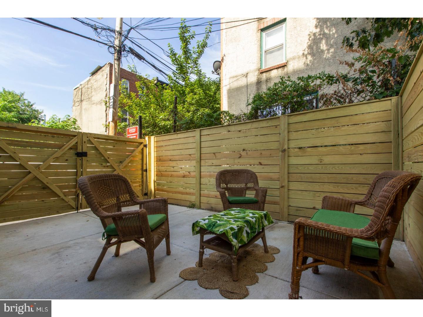 FRANCISVILLE - Residential Income