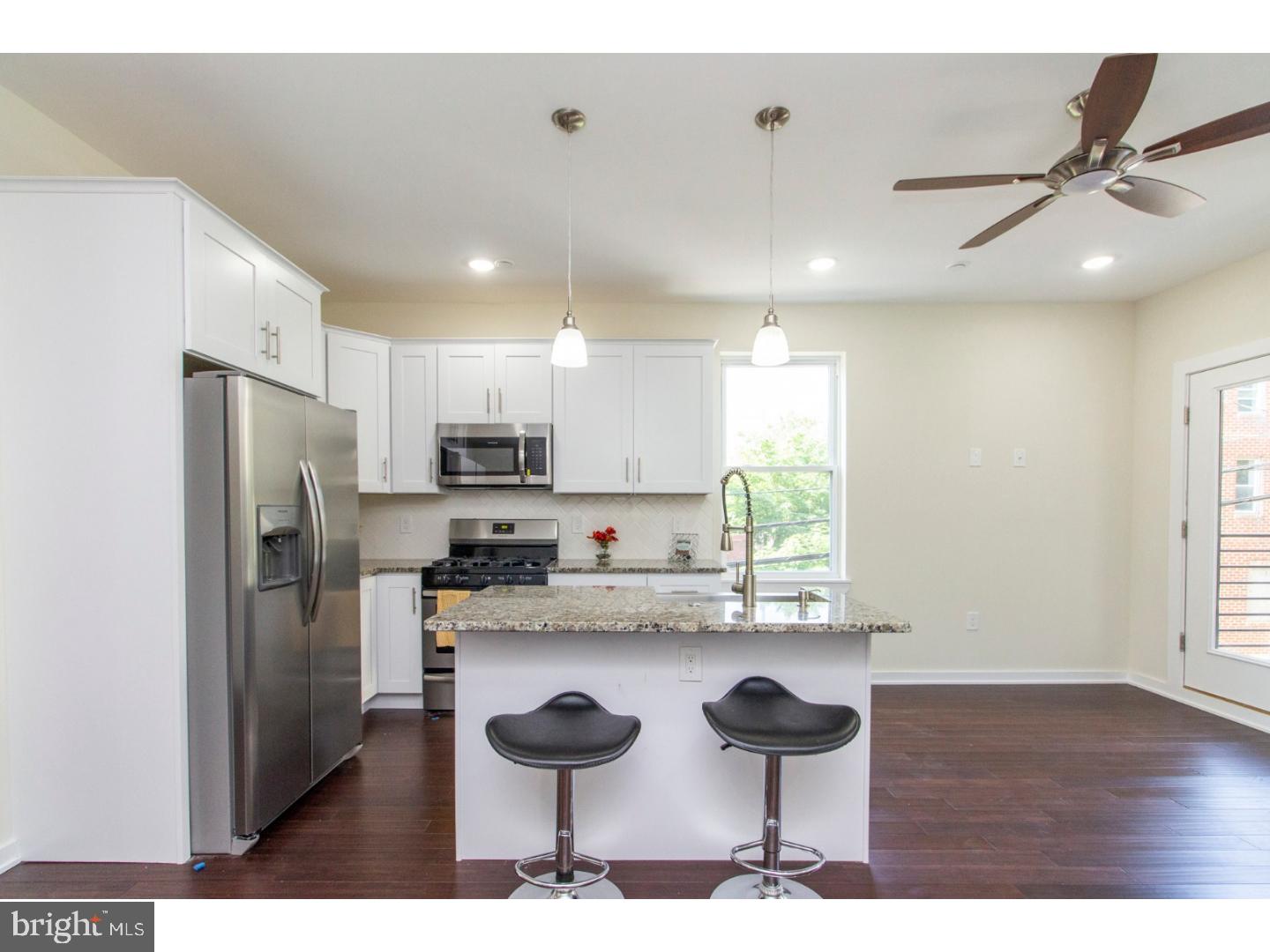 FRANCISVILLE - Residential Income