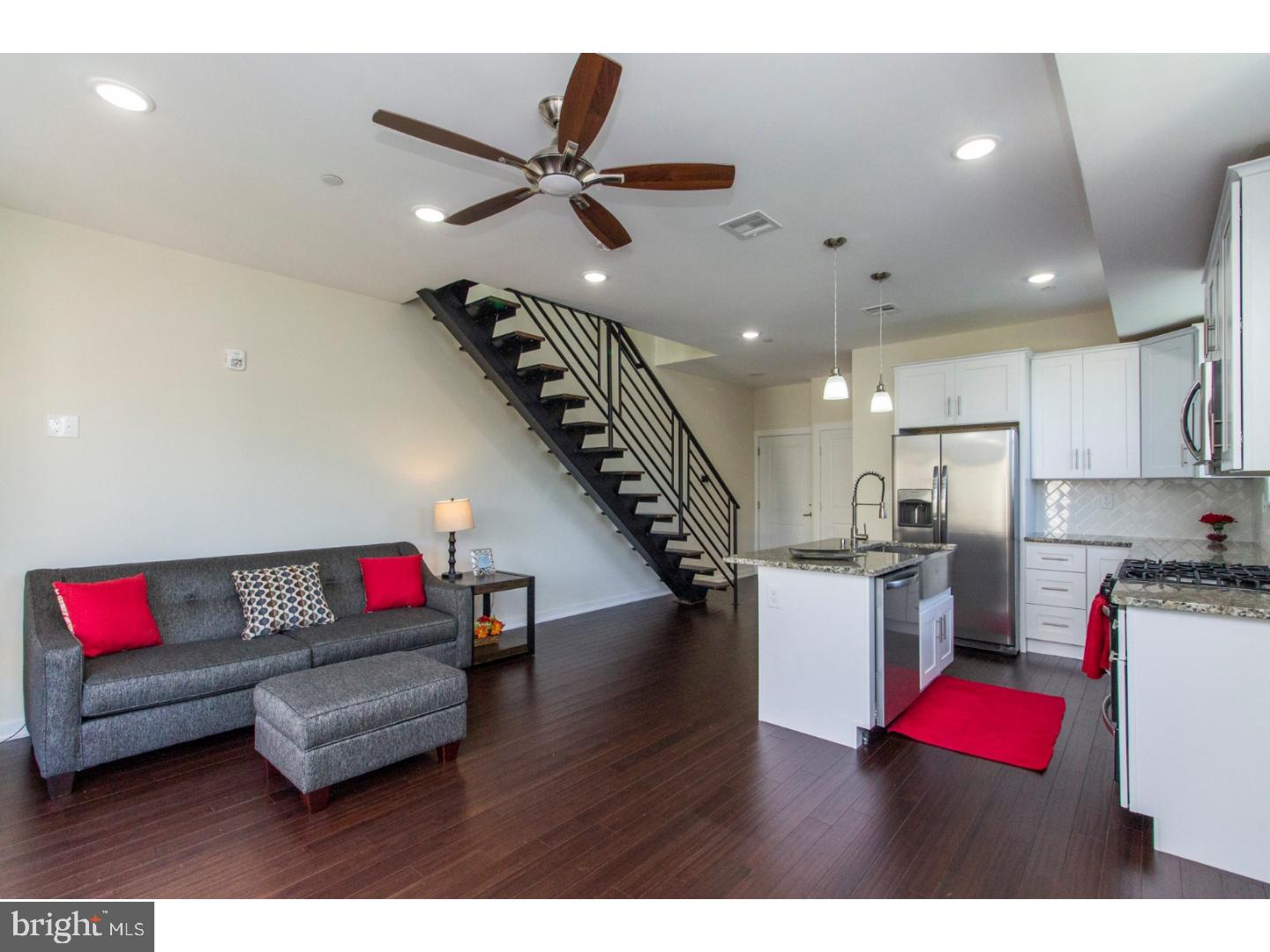 FRANCISVILLE - Residential Income