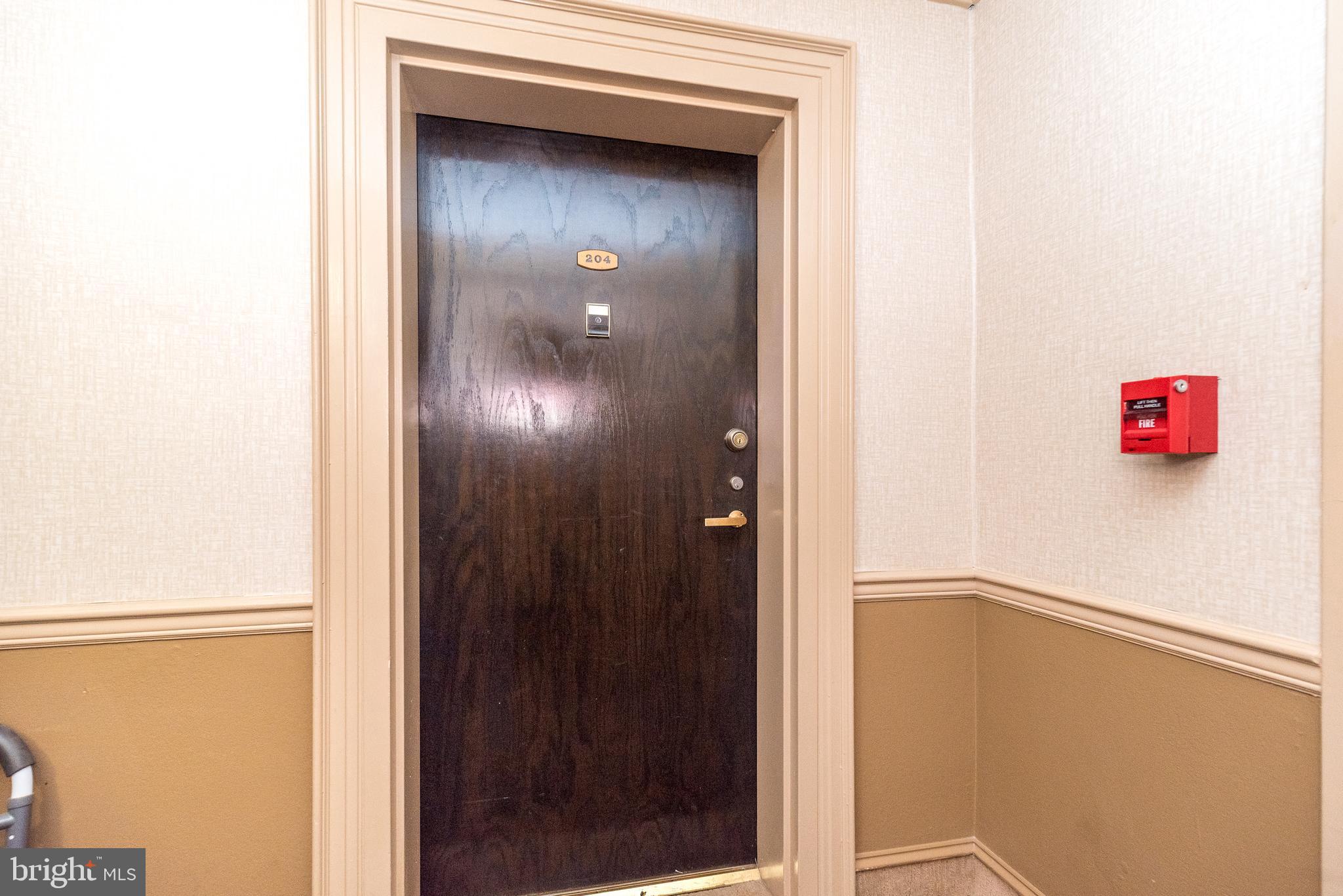 VALLEY FORGE TOWER - Residential