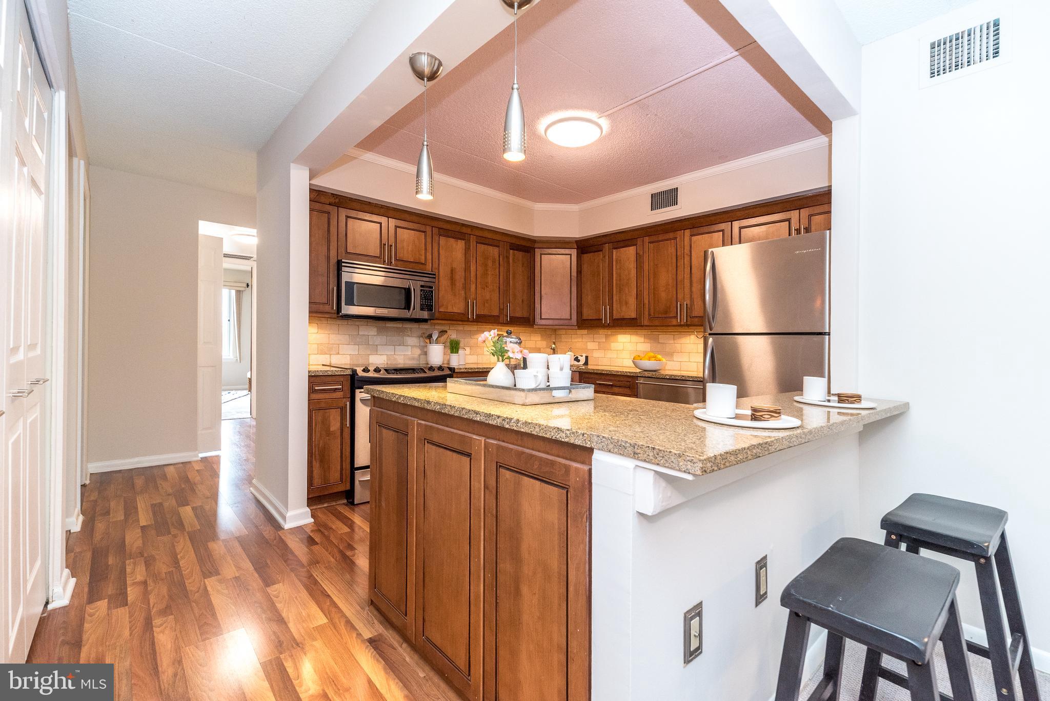 VALLEY FORGE TOWER - Residential