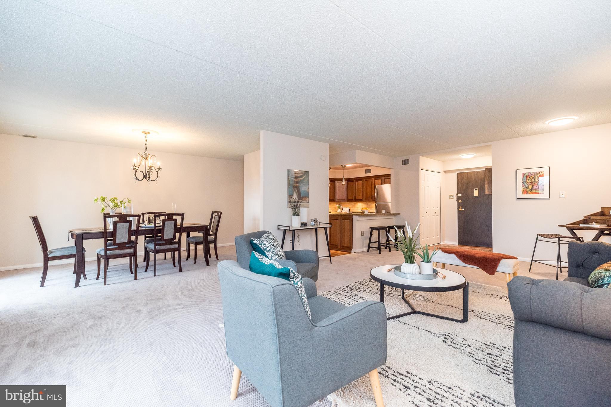 VALLEY FORGE TOWER - Residential