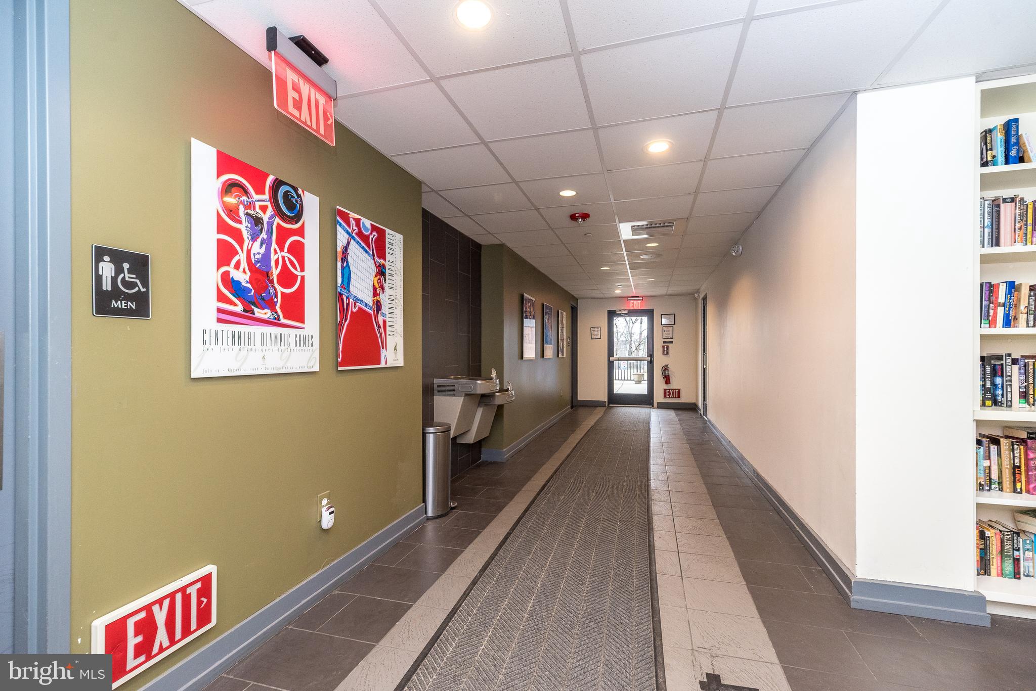 VALLEY FORGE TOWER - Residential