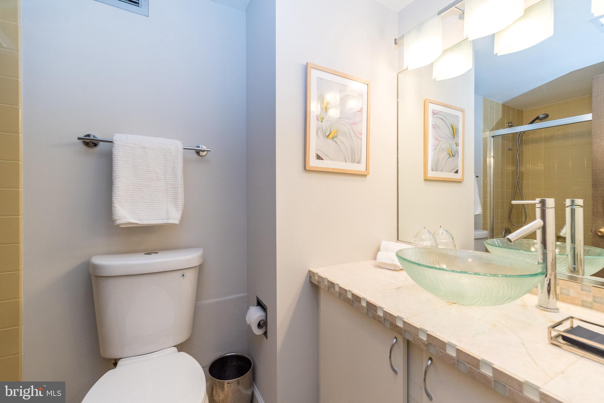 VALLEY FORGE TOWER - Residential