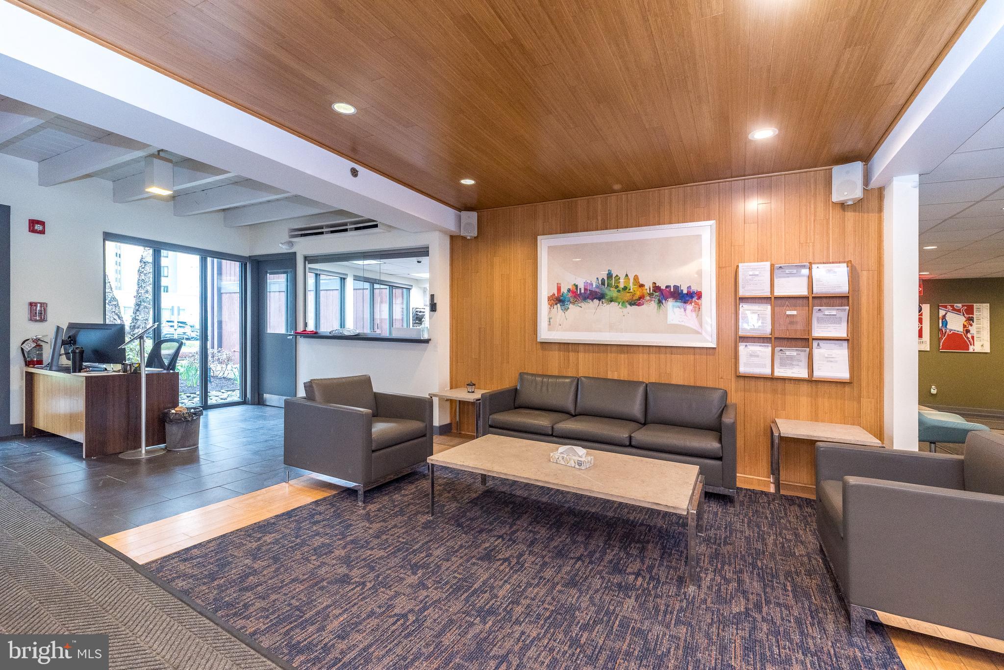 VALLEY FORGE TOWER - Residential