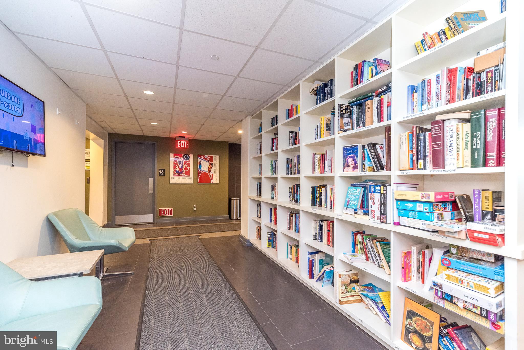 VALLEY FORGE TOWER - Residential