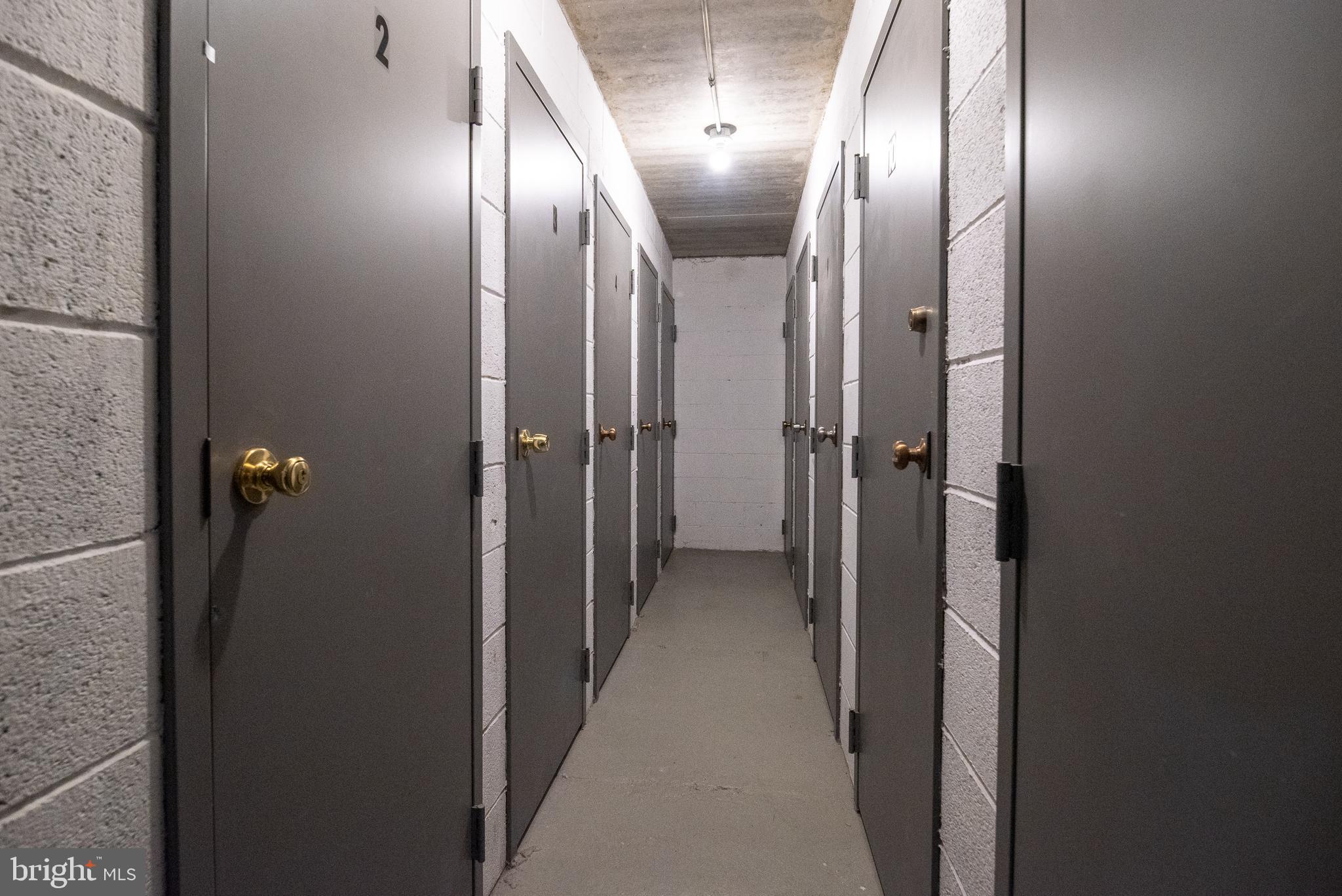 VALLEY FORGE TOWER - Residential