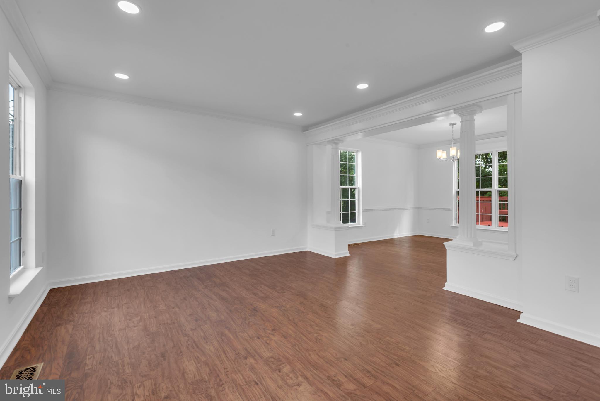 2325 ASHFORD LANE