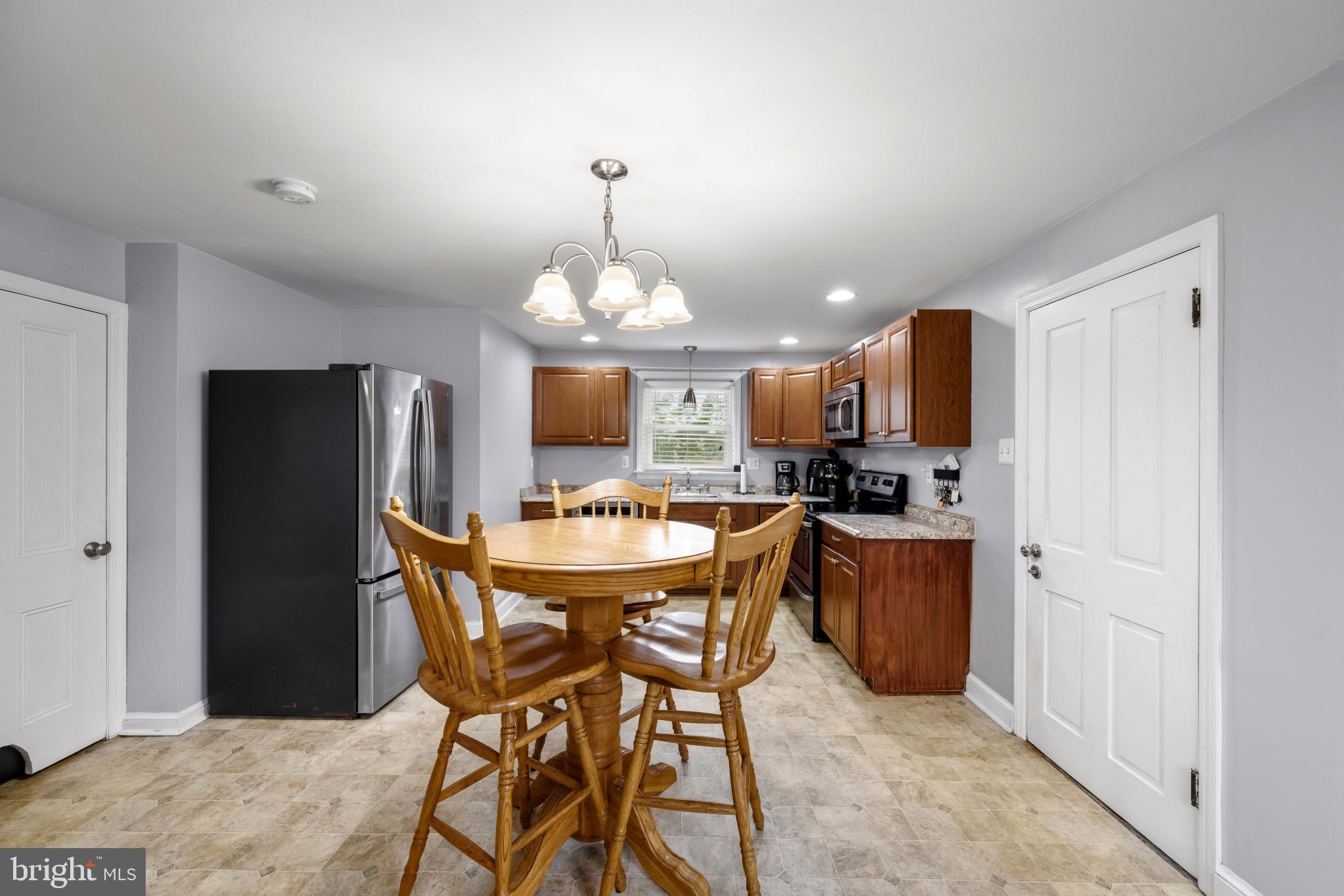 21618 YORK ROAD