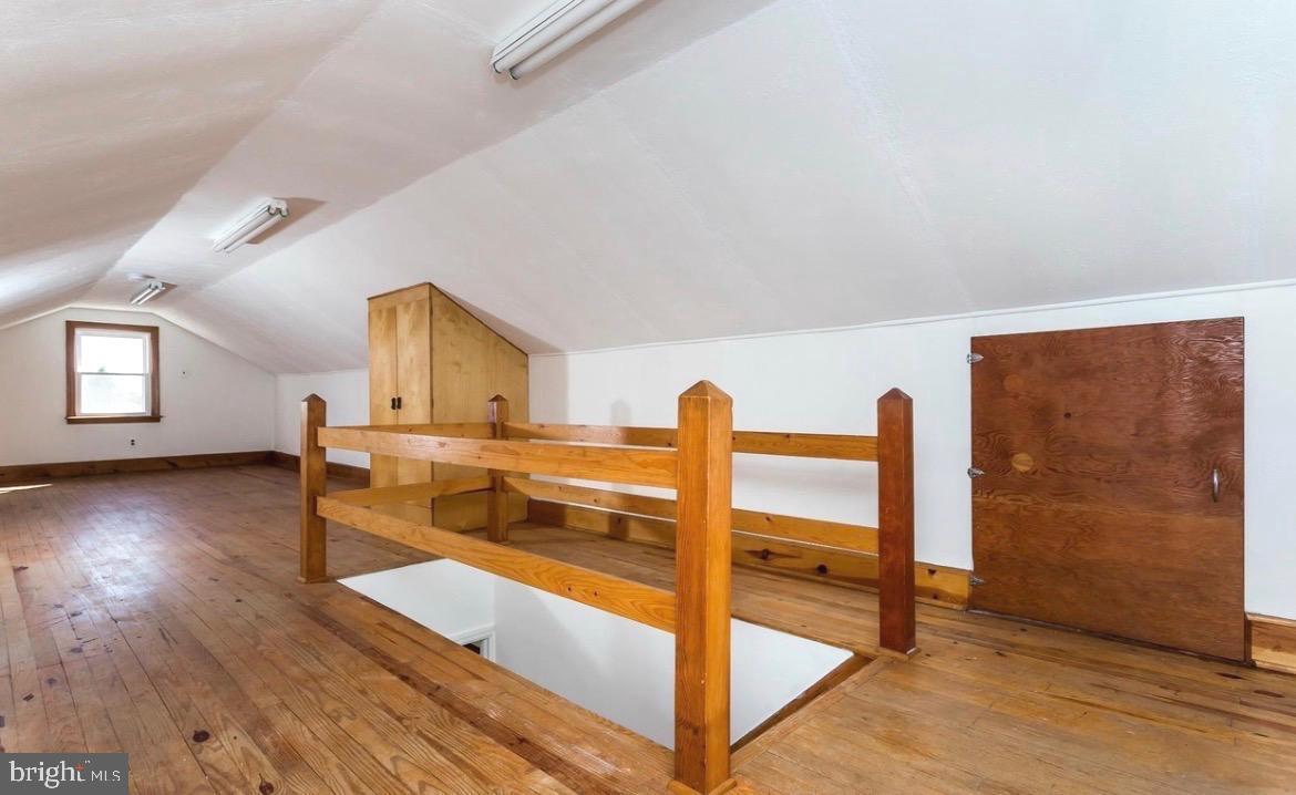 FREELAND - Residential