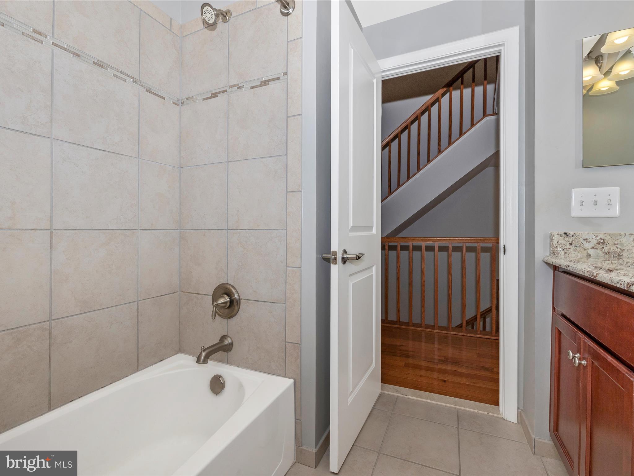 EASTCHURCH - Residential Lease