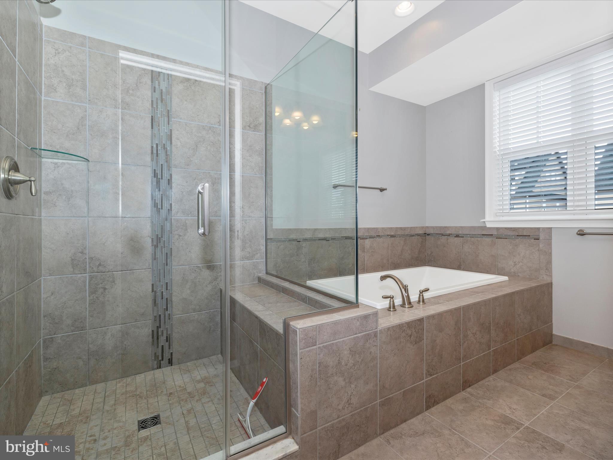 EASTCHURCH - Residential Lease