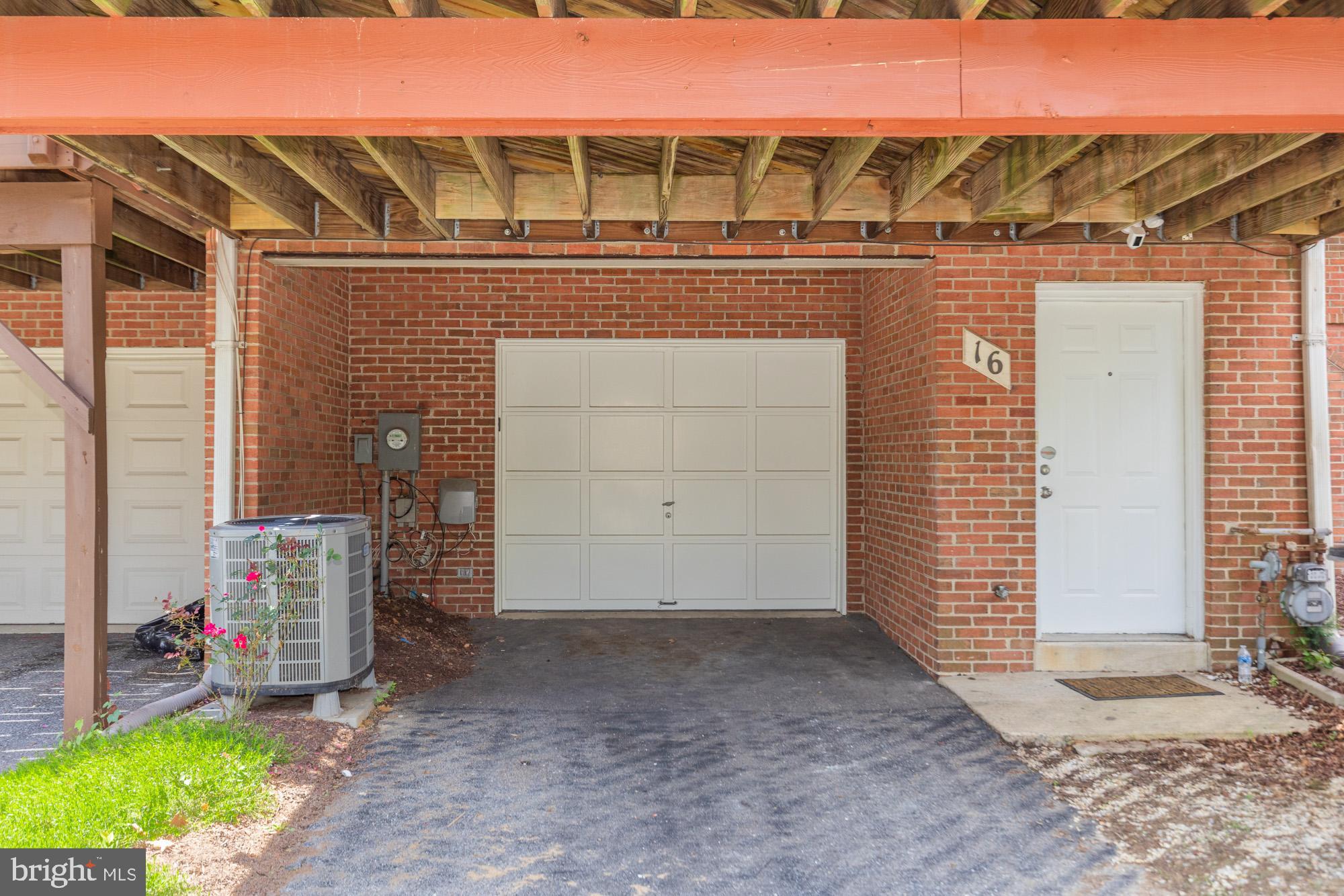 ROCKCREST - Residential