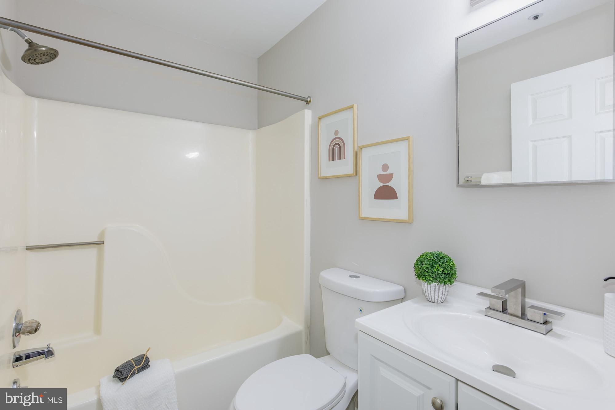ROCKCREST - Residential