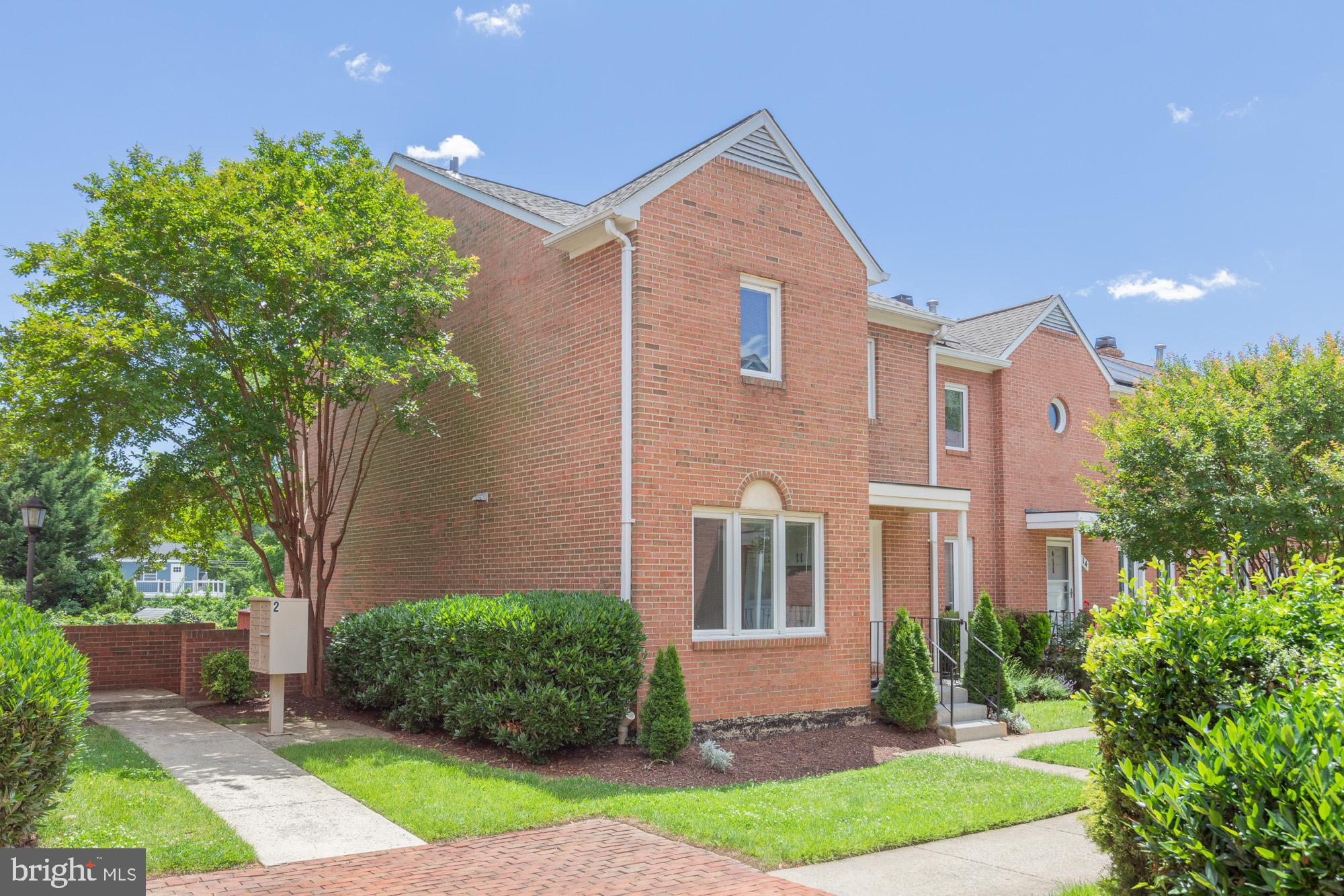 ROCKCREST - Residential
