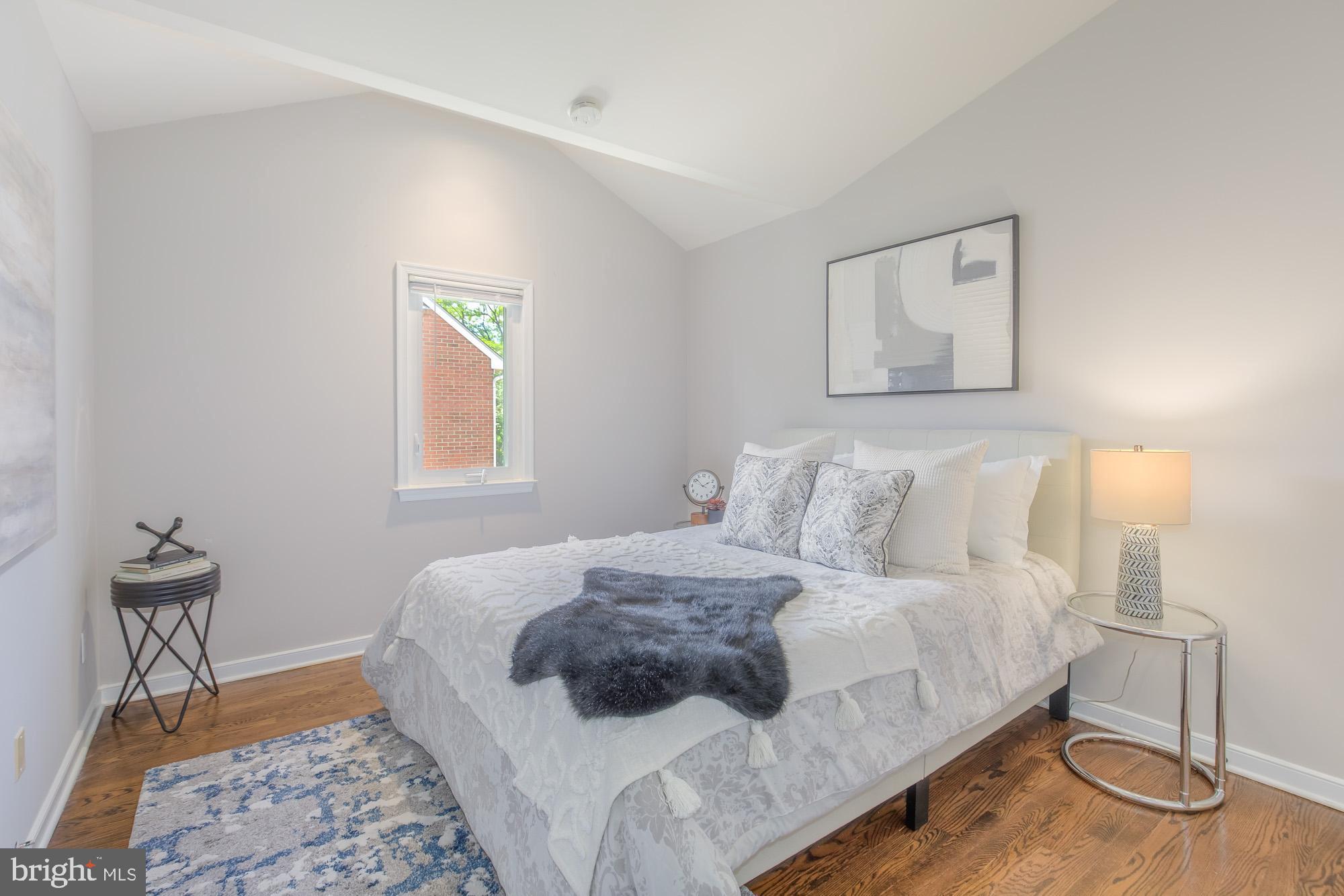 ROCKCREST - Residential