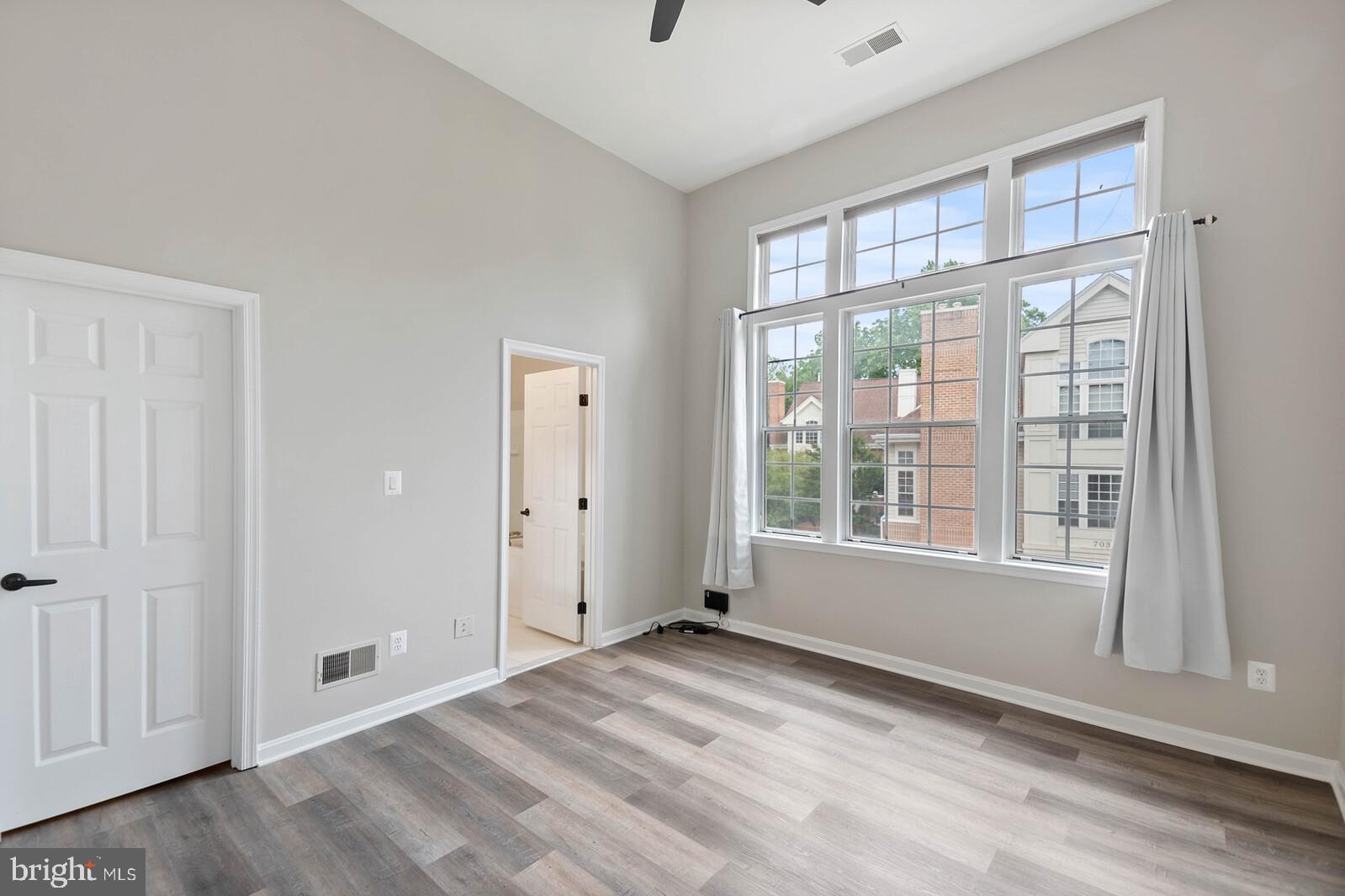 GATES OF WESTFALLS - Residential