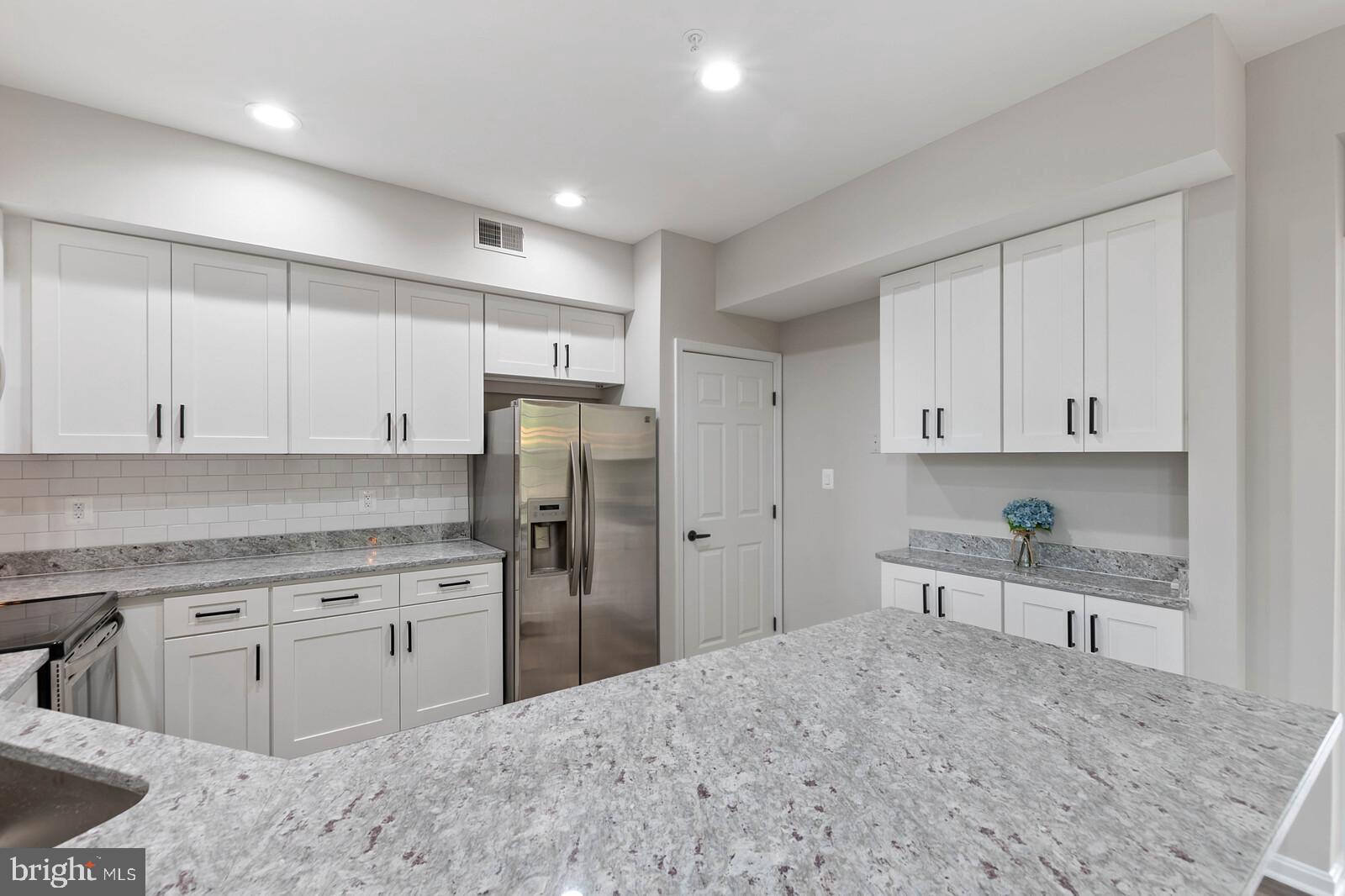 GATES OF WESTFALLS - Residential