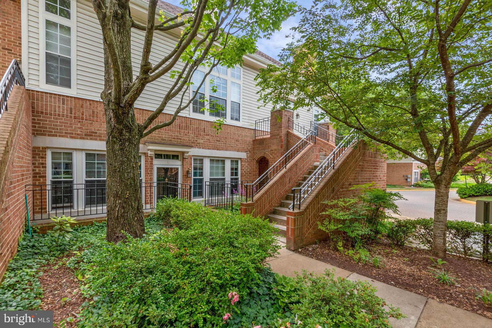 GATES OF WESTFALLS - Residential