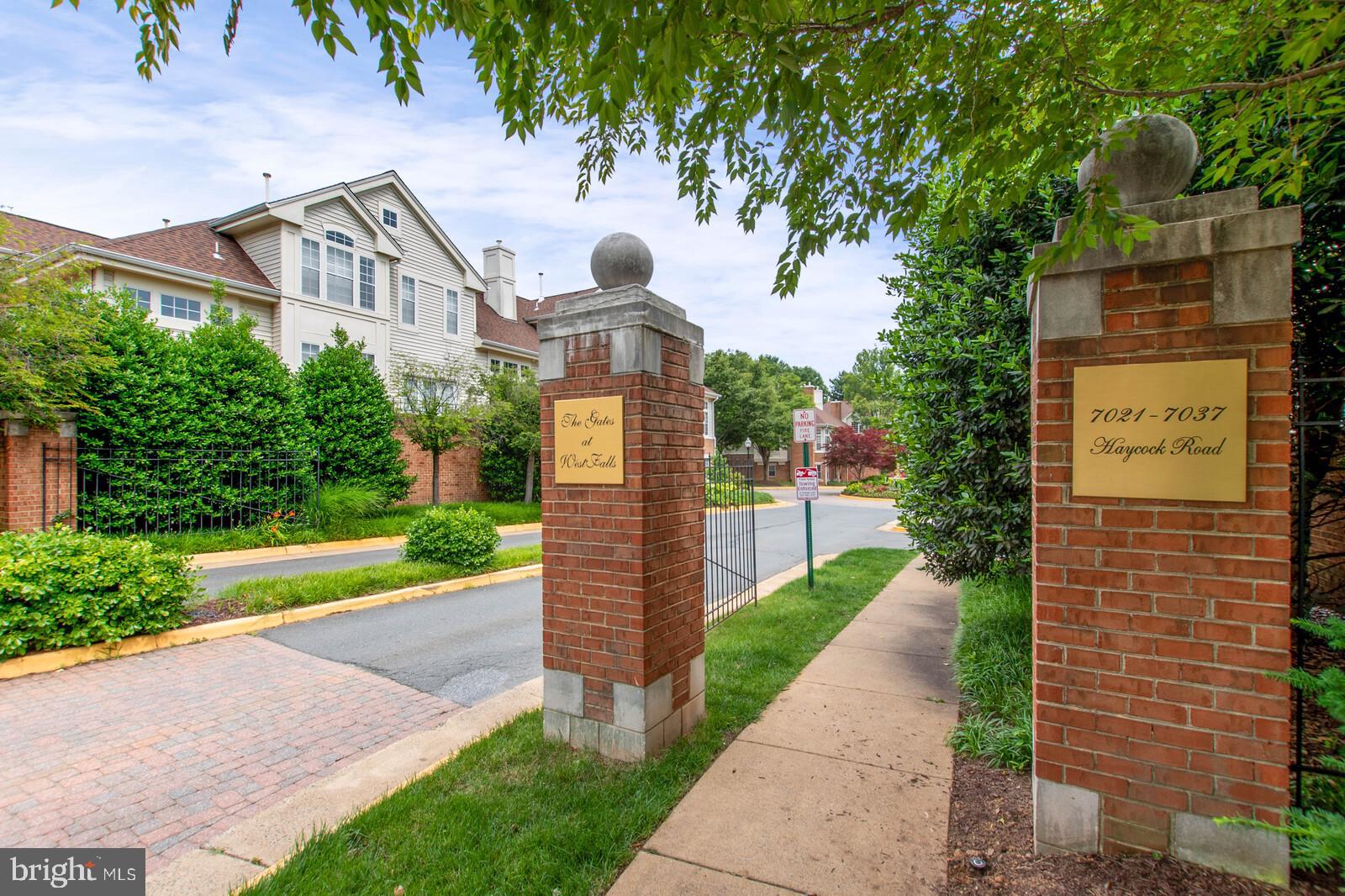 GATES OF WESTFALLS - Residential