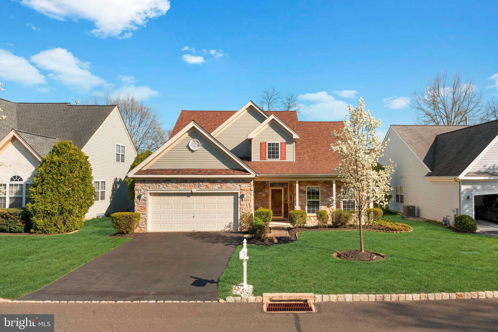 LEGACY OAKS - Residential