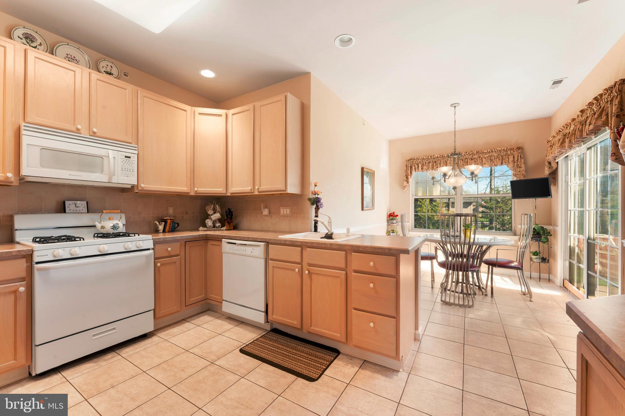 LEGACY OAKS - Residential