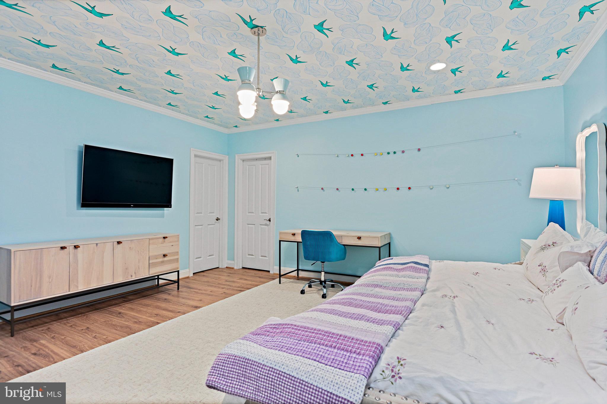 BERKELEY MANOR - Residential