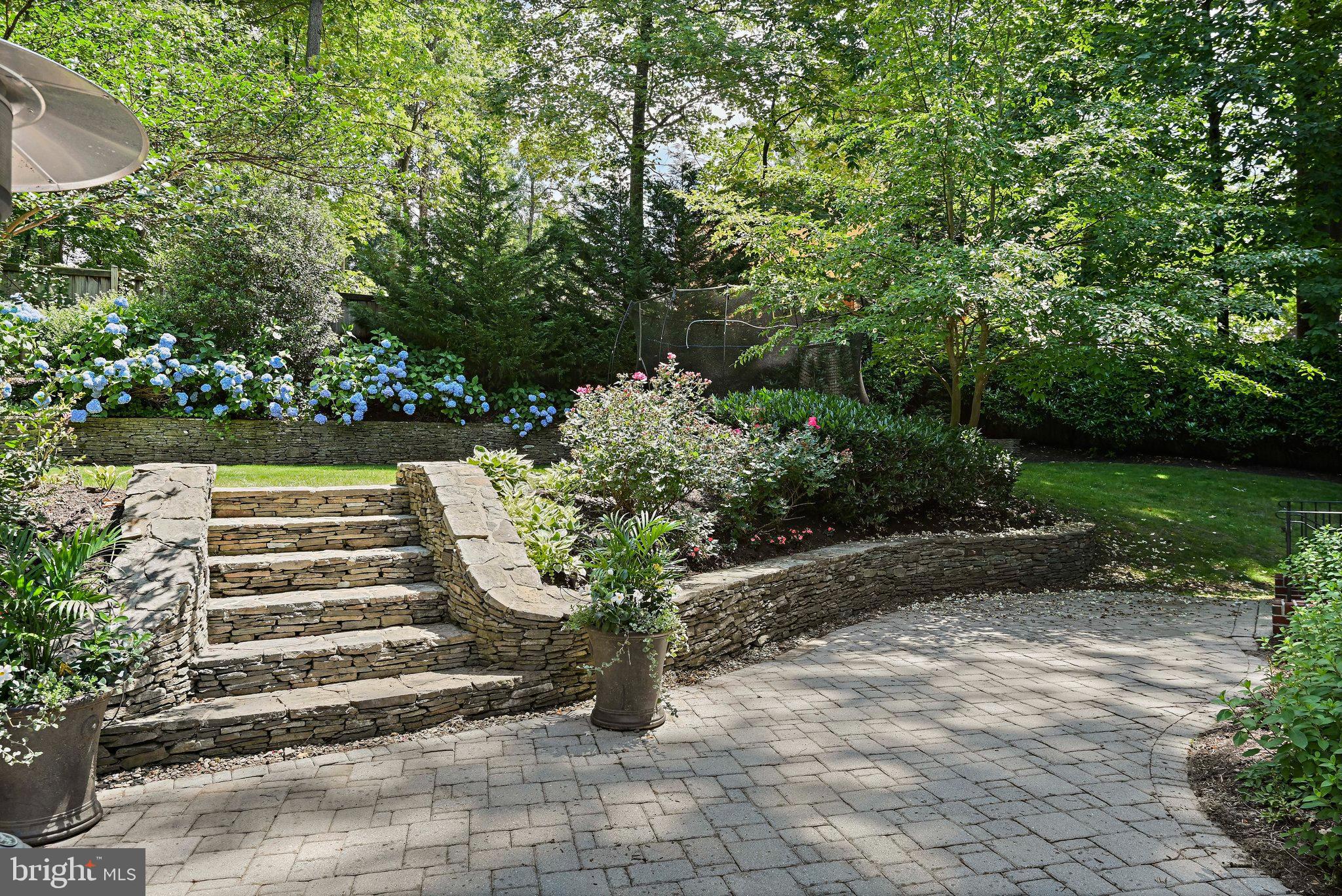 BERKELEY MANOR - Residential