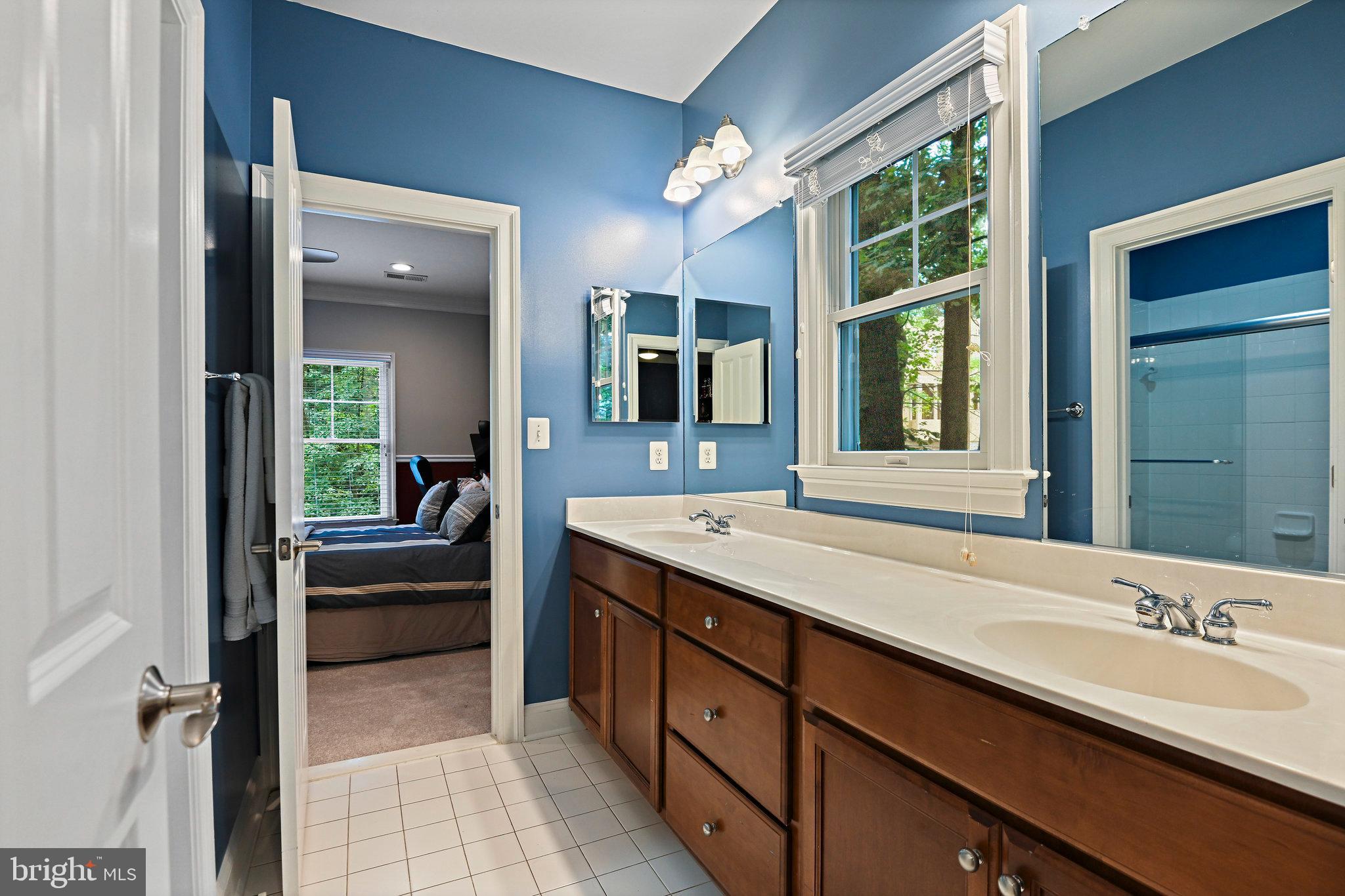 BERKELEY MANOR - Residential