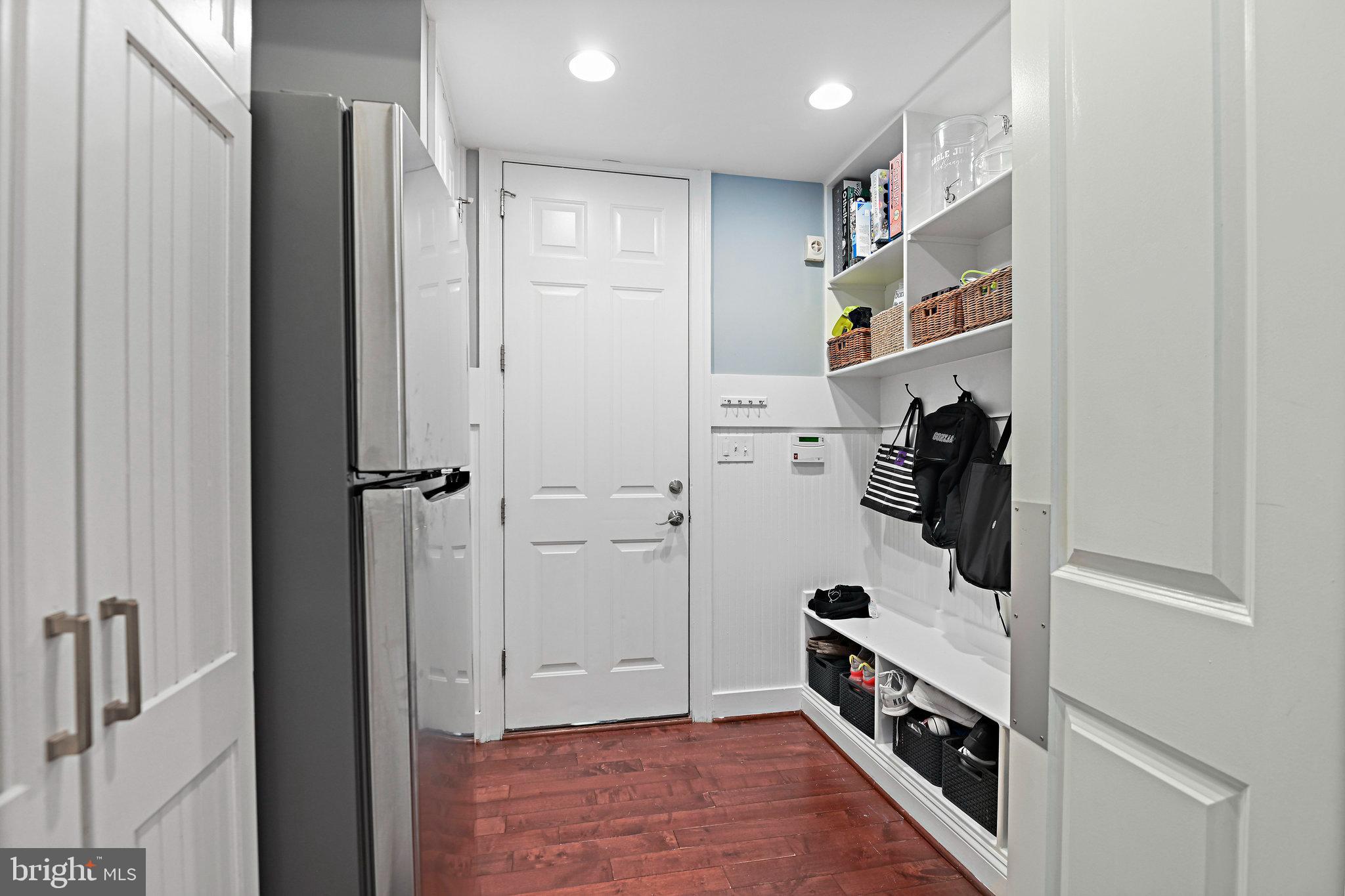 BERKELEY MANOR - Residential