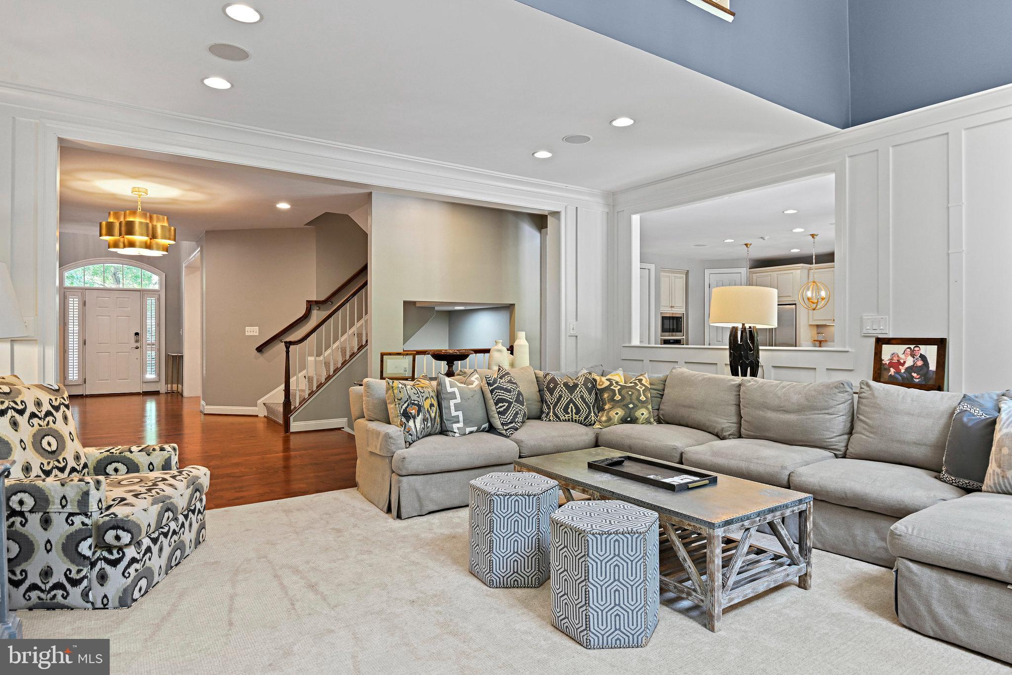 BERKELEY MANOR - Residential