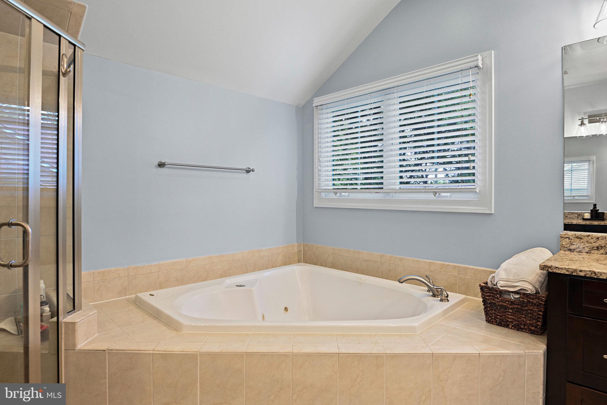 BERKELEY MANOR - Residential