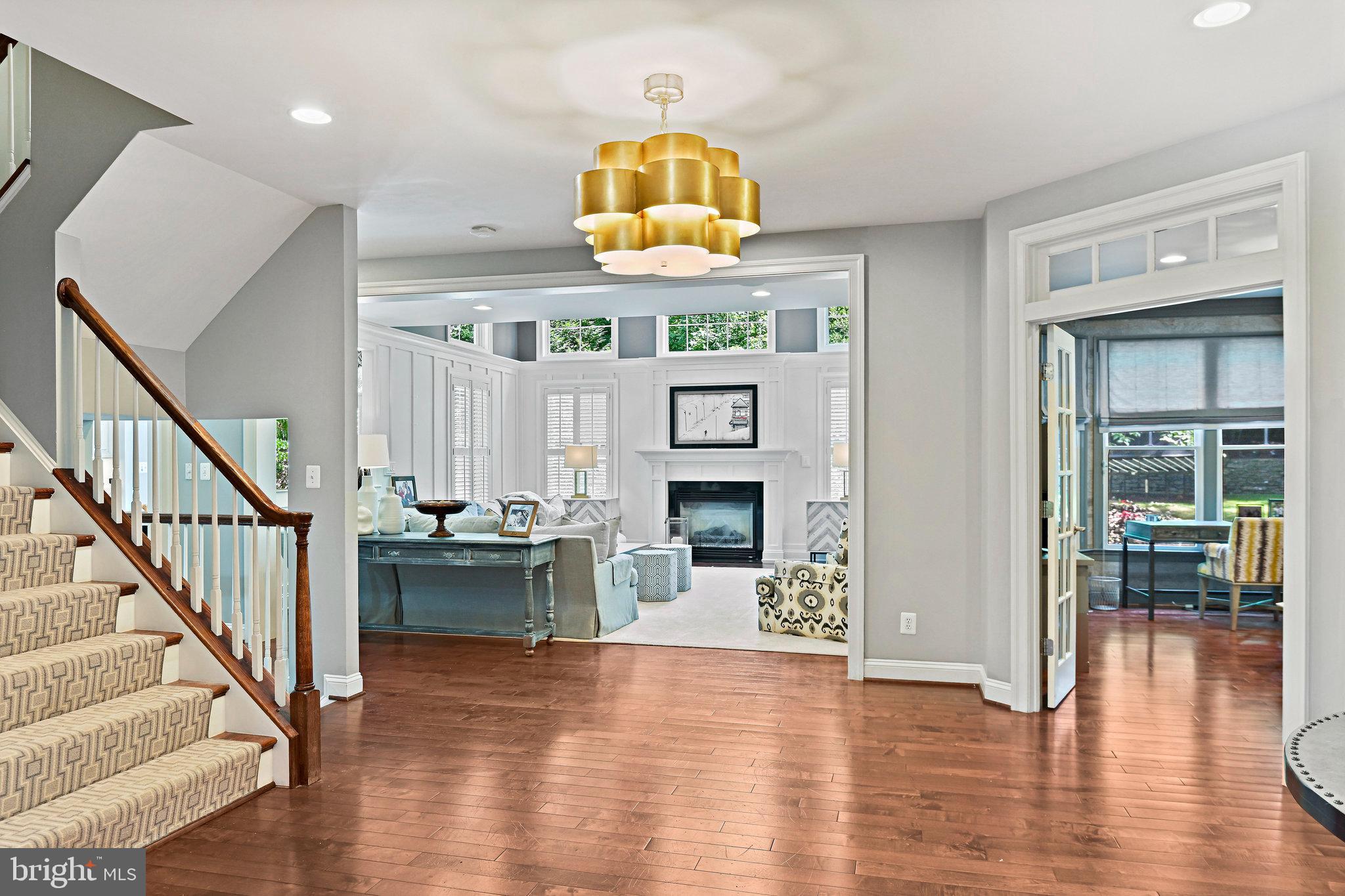 BERKELEY MANOR - Residential