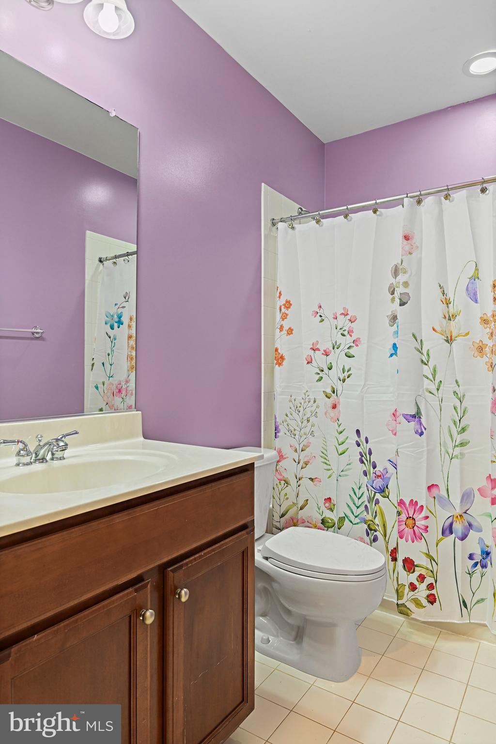 BERKELEY MANOR - Residential