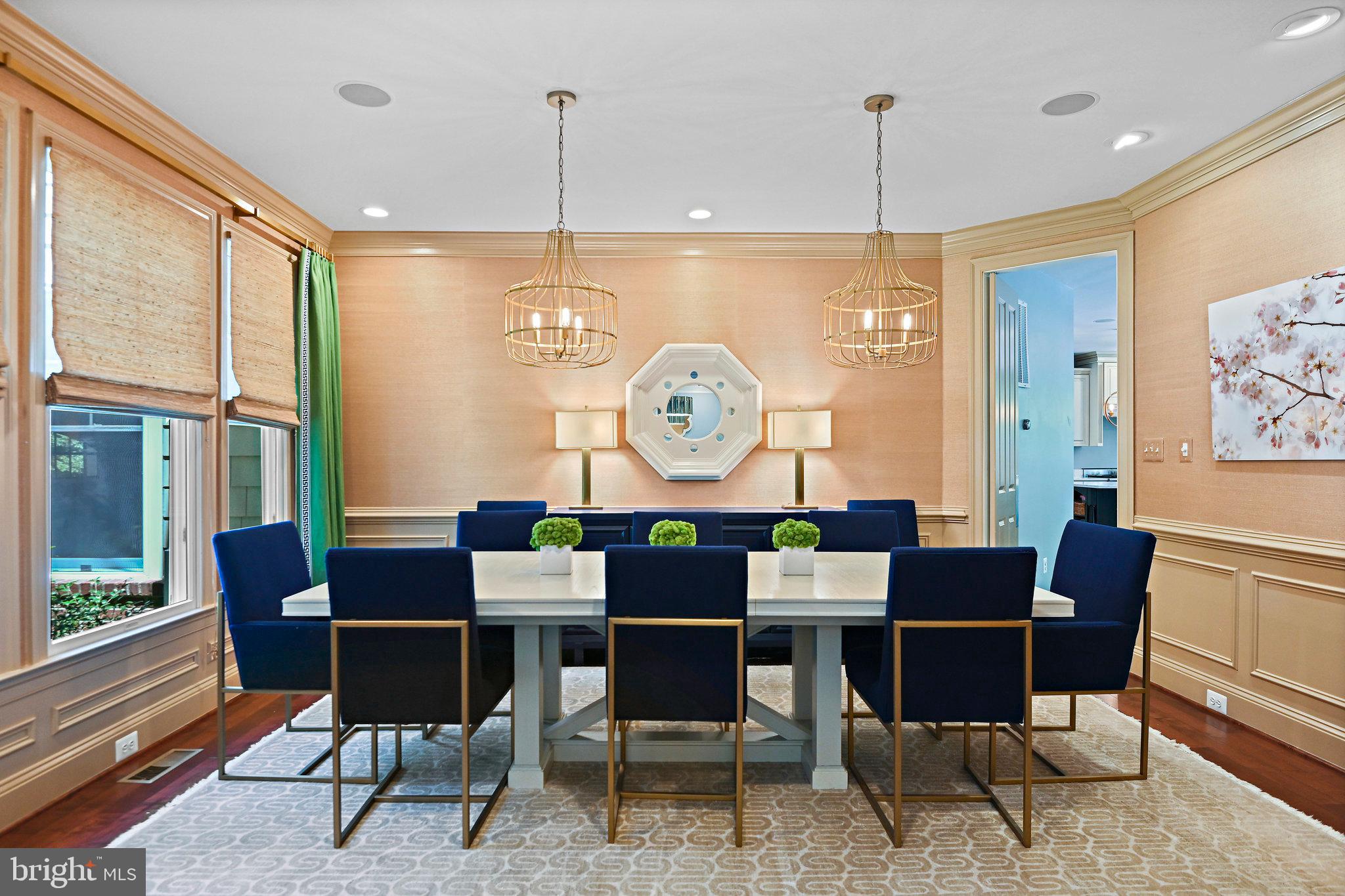 BERKELEY MANOR - Residential