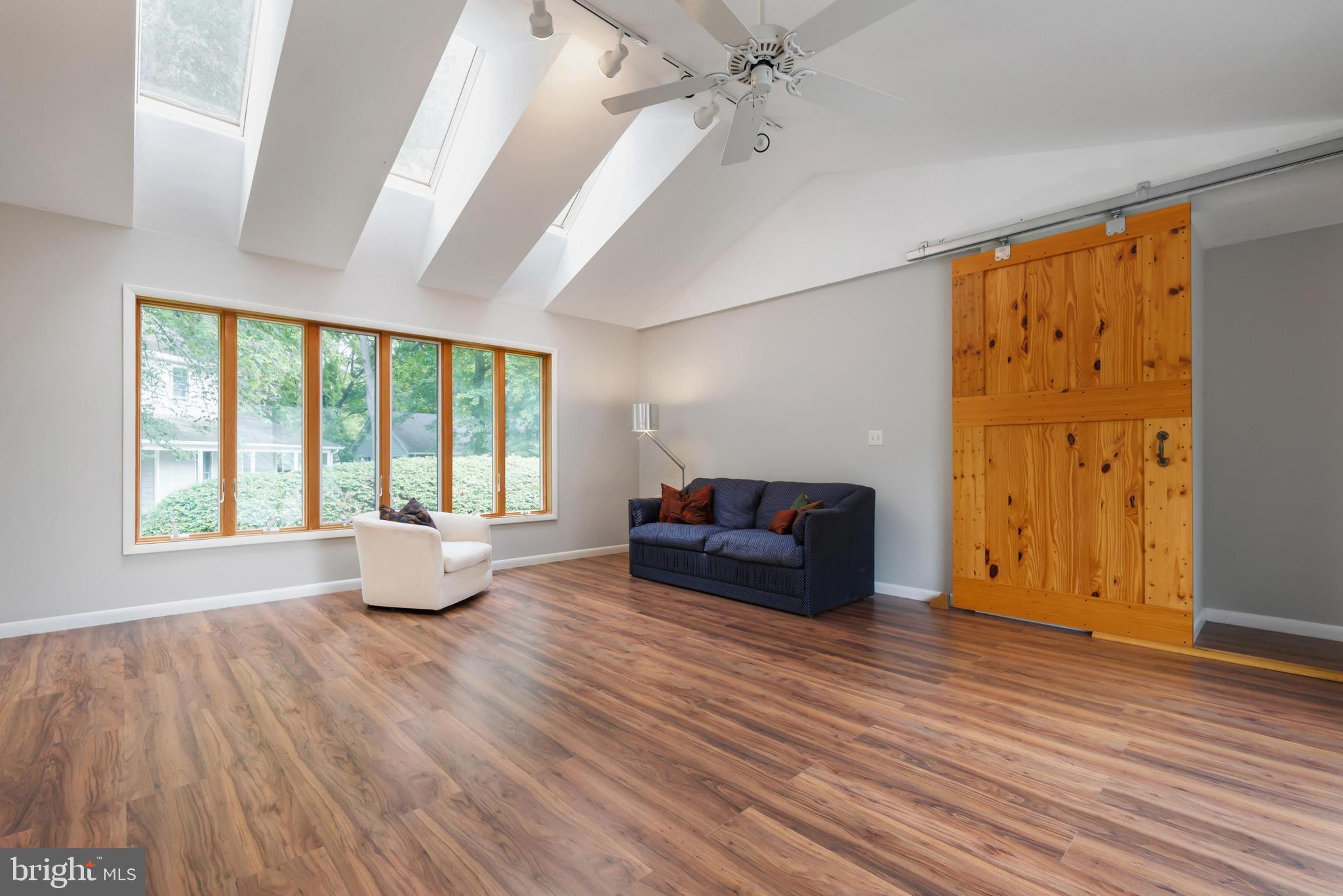 ROCK HALL - Residential