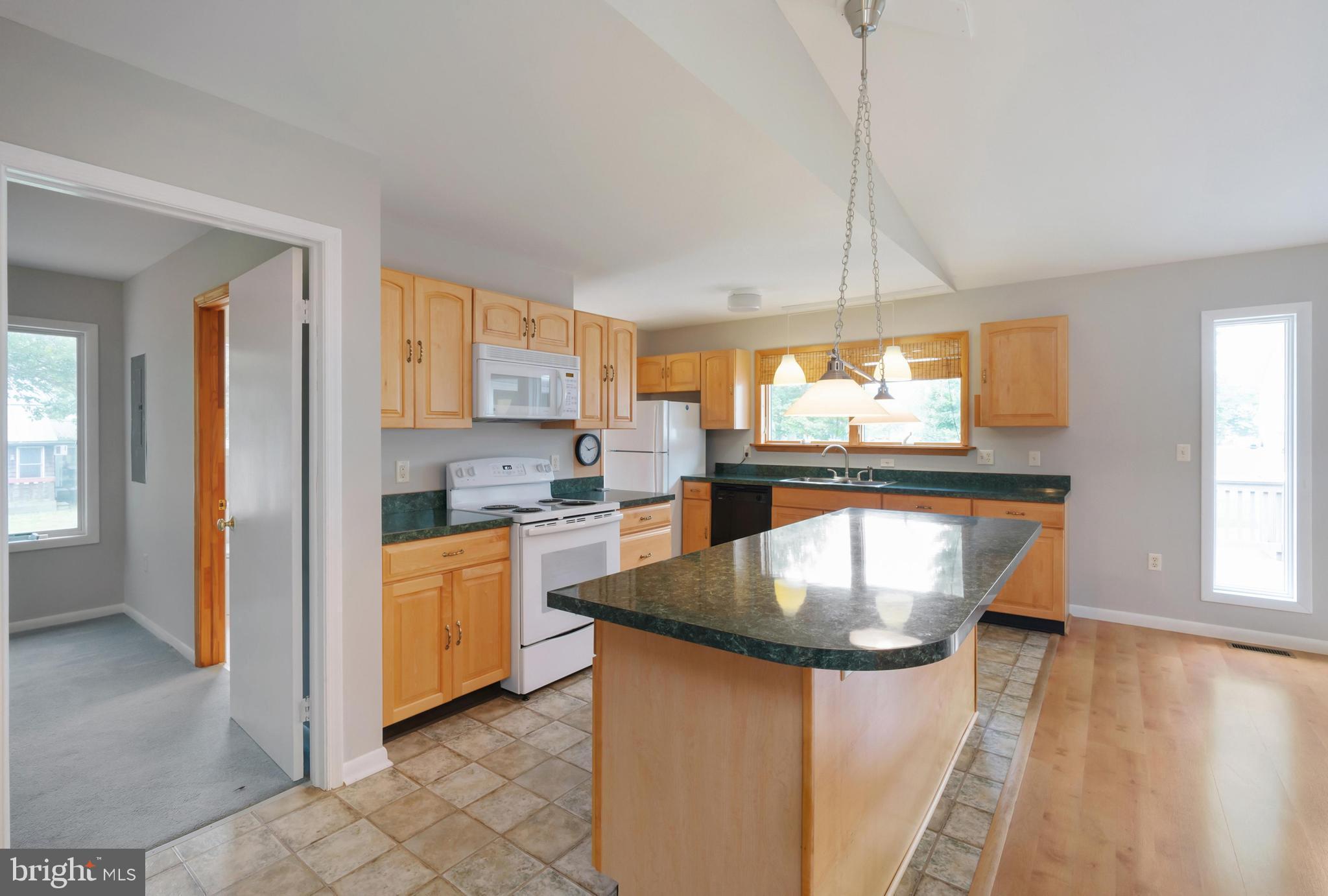 ROCK HALL - Residential