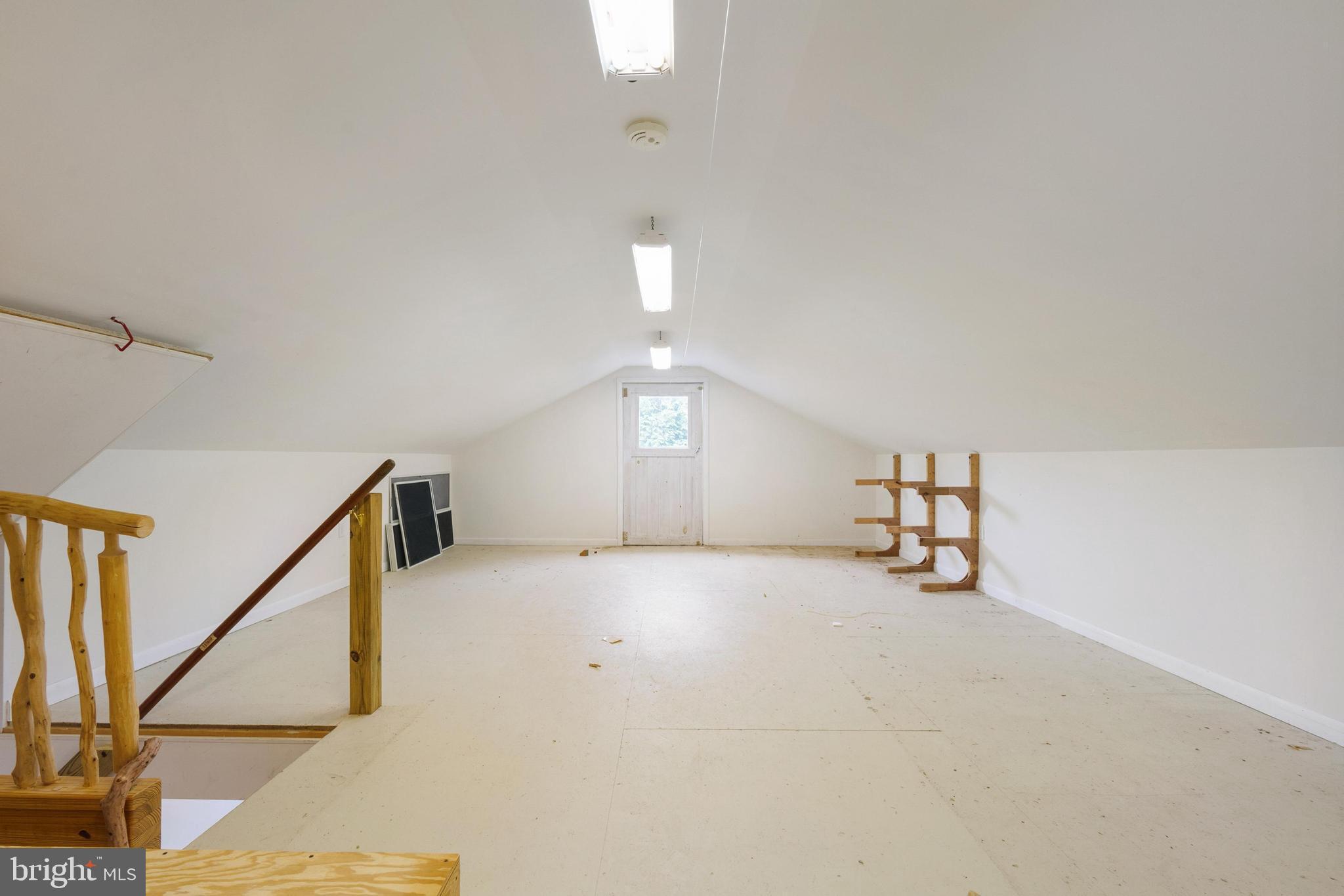 ROCK HALL - Residential